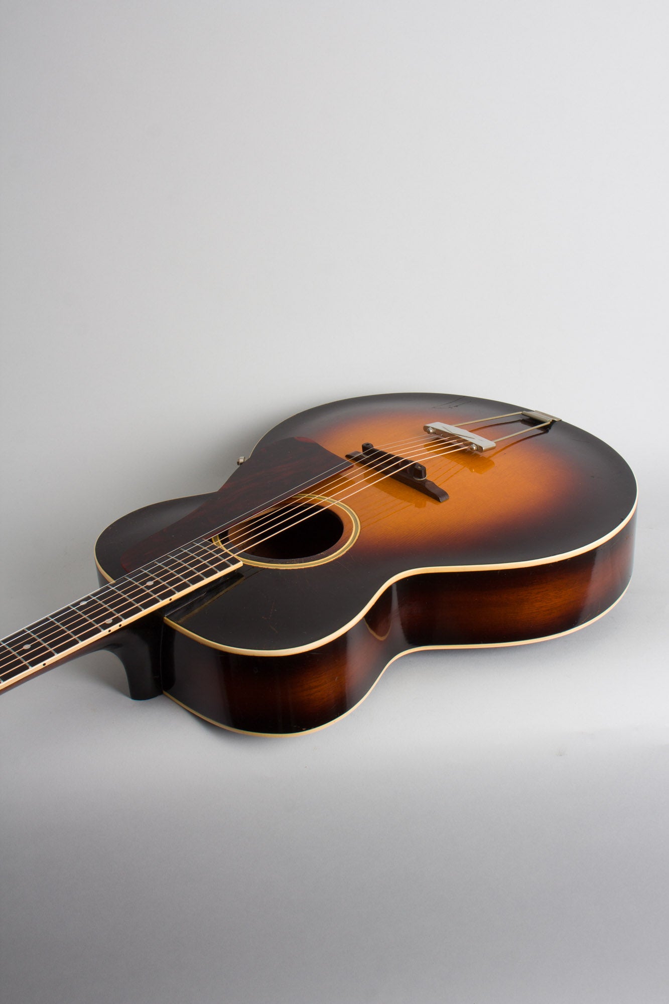 Gibson L-75 Arch Top Acoustic Guitar (1939)