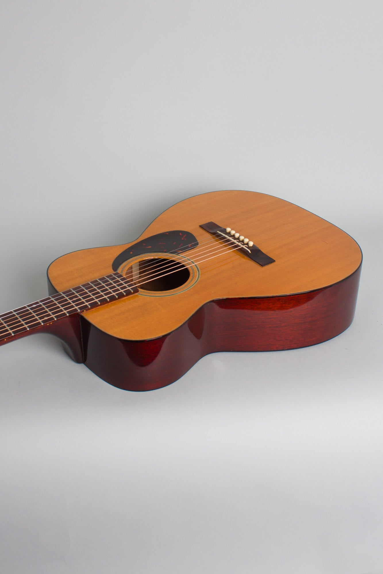 Guild F-20NT Flat Top Acoustic Guitar (1967)