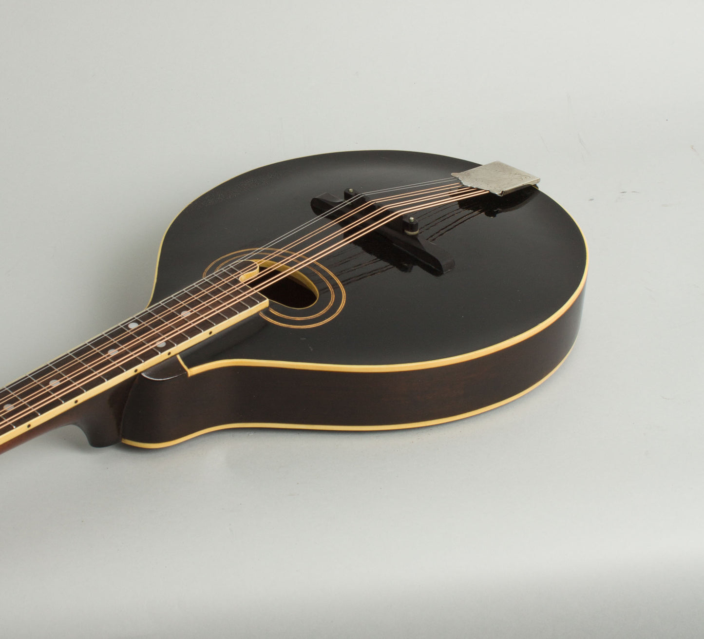 Gibson Style H-1 Carved Top Mandola (1923)