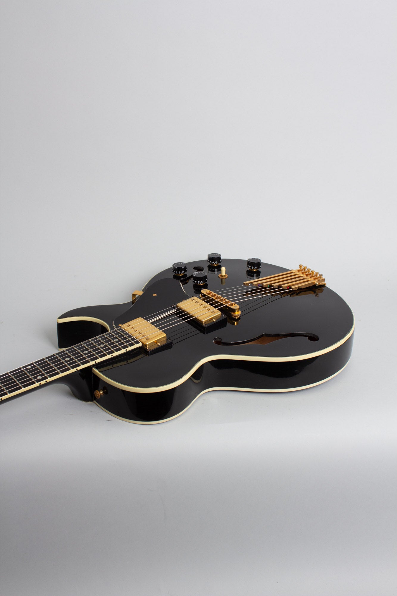 Gibson Howard Roberts Fusion III Semi-Hollow Body Electric Guitar (1995)
