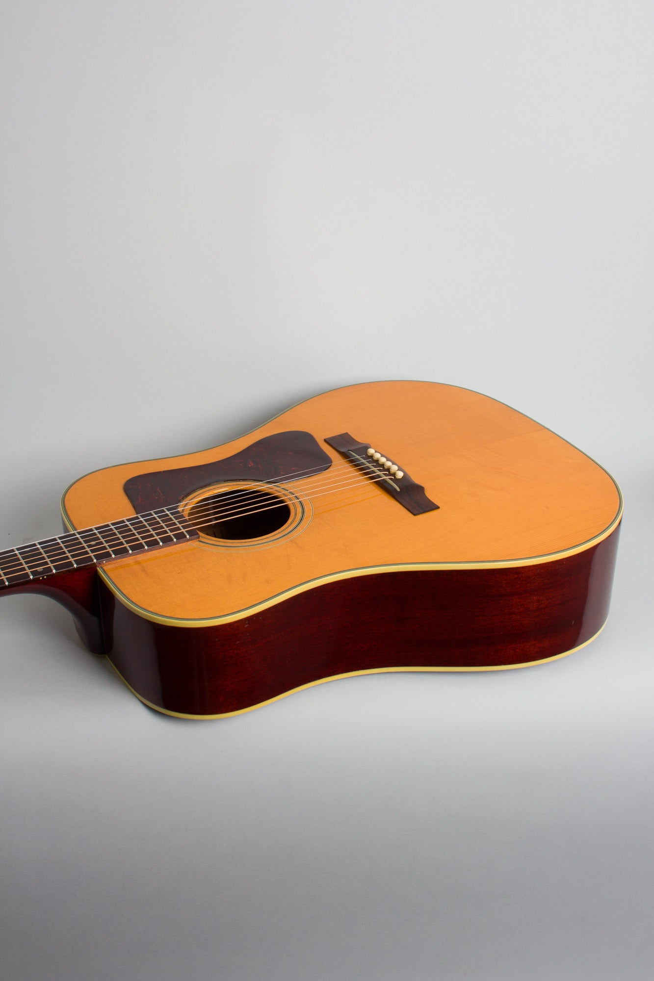 Guild D-40 Flat Top Acoustic Guitar (1967)