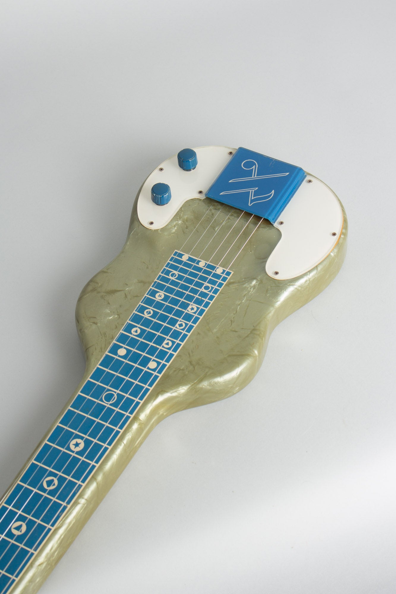Magnatone Maestro Lap Steel Electric Guitar (1950)