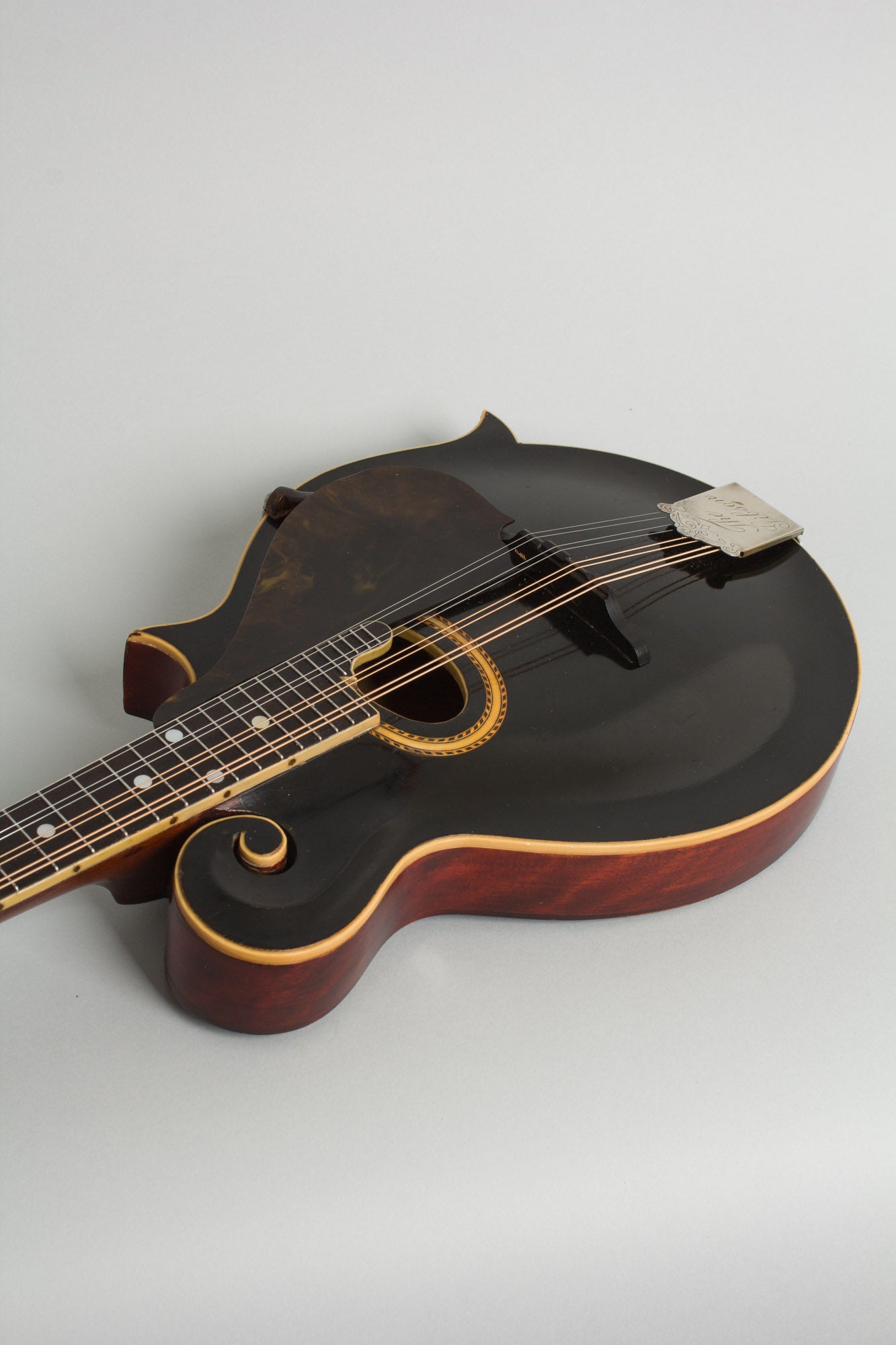 Gibson F-2 Carved Top Mandolin (1912)
