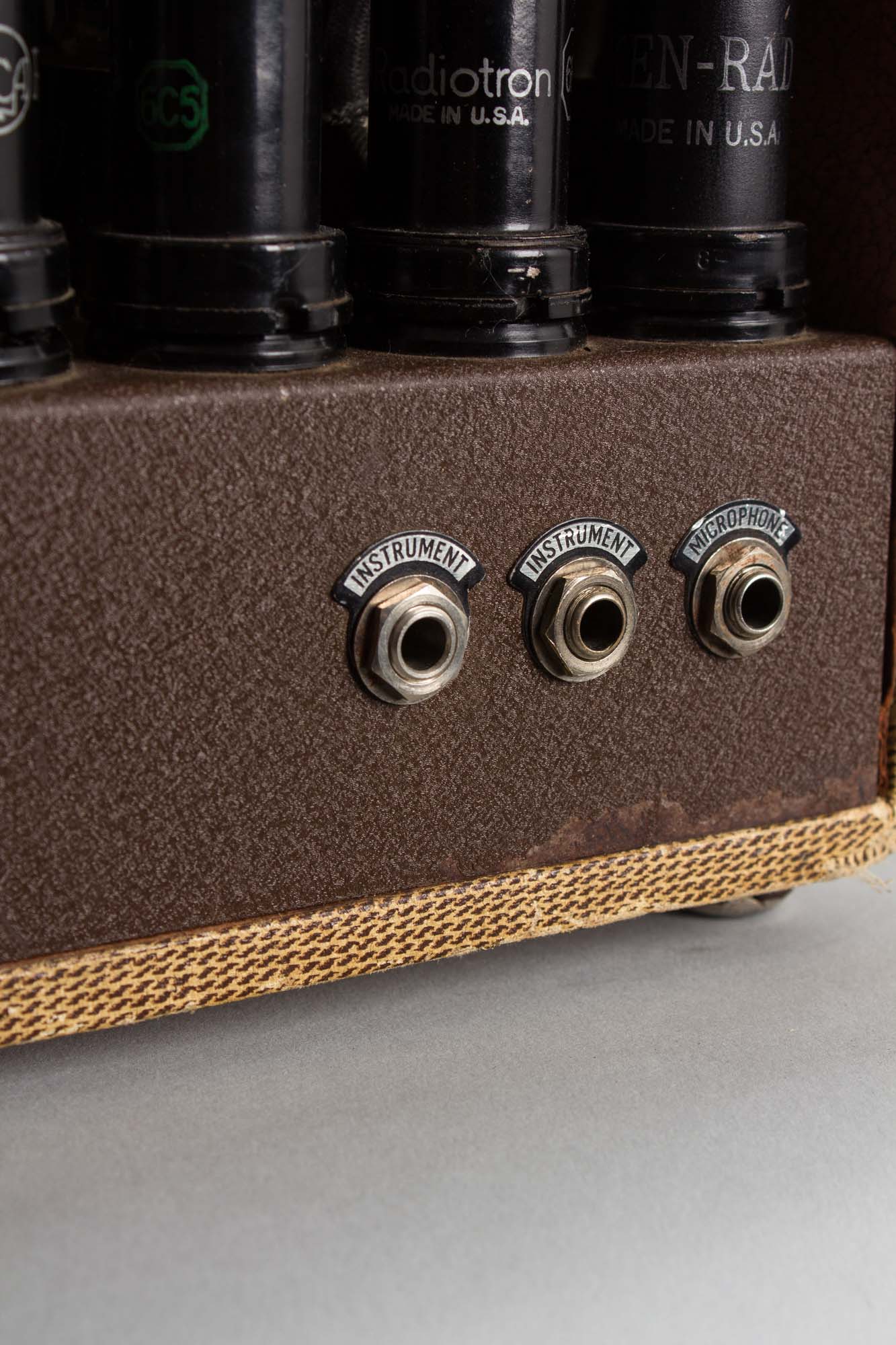 Gibson EH-100/ Recording King Model 1022 Tube Amplifier (1938)