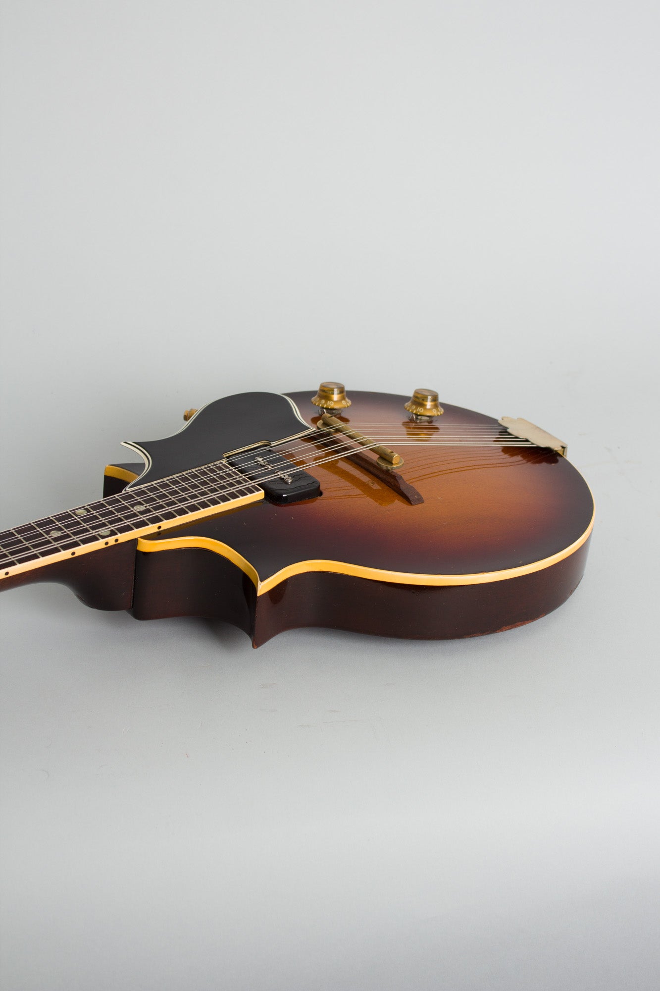Gibson Florentine Solid Body Electric Mandolin (1957)