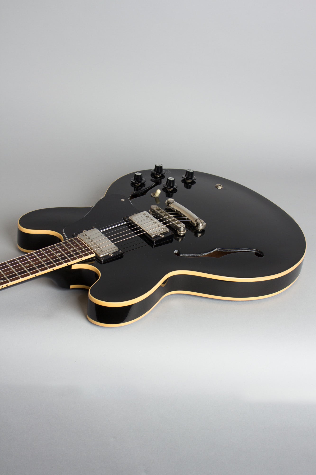 Gibson ES-335 DOT Semi-Hollow Body Electric Guitar (1990)