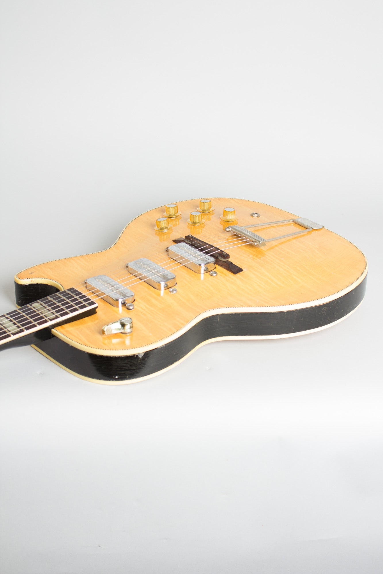 Kay Silvertone Model 1445L Thinline Hollow Body Electric Guitar (1962)