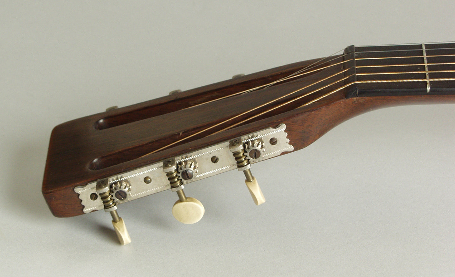 C. F. Martin 0-18K Wurlitzer Flat Top Acoustic Guitar (1923)