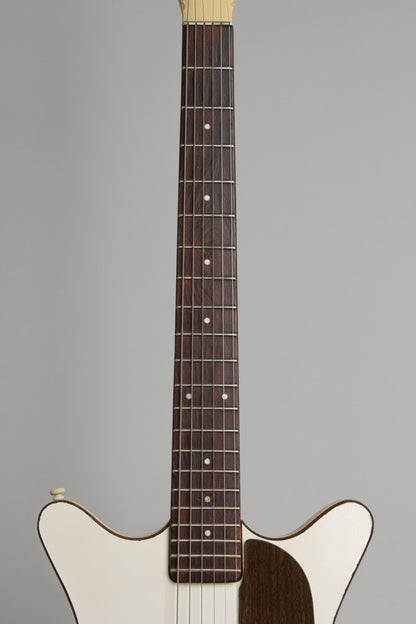 Danelectro Model 6026 Deluxe Semi-Hollow Body Electric Guitar (1958)