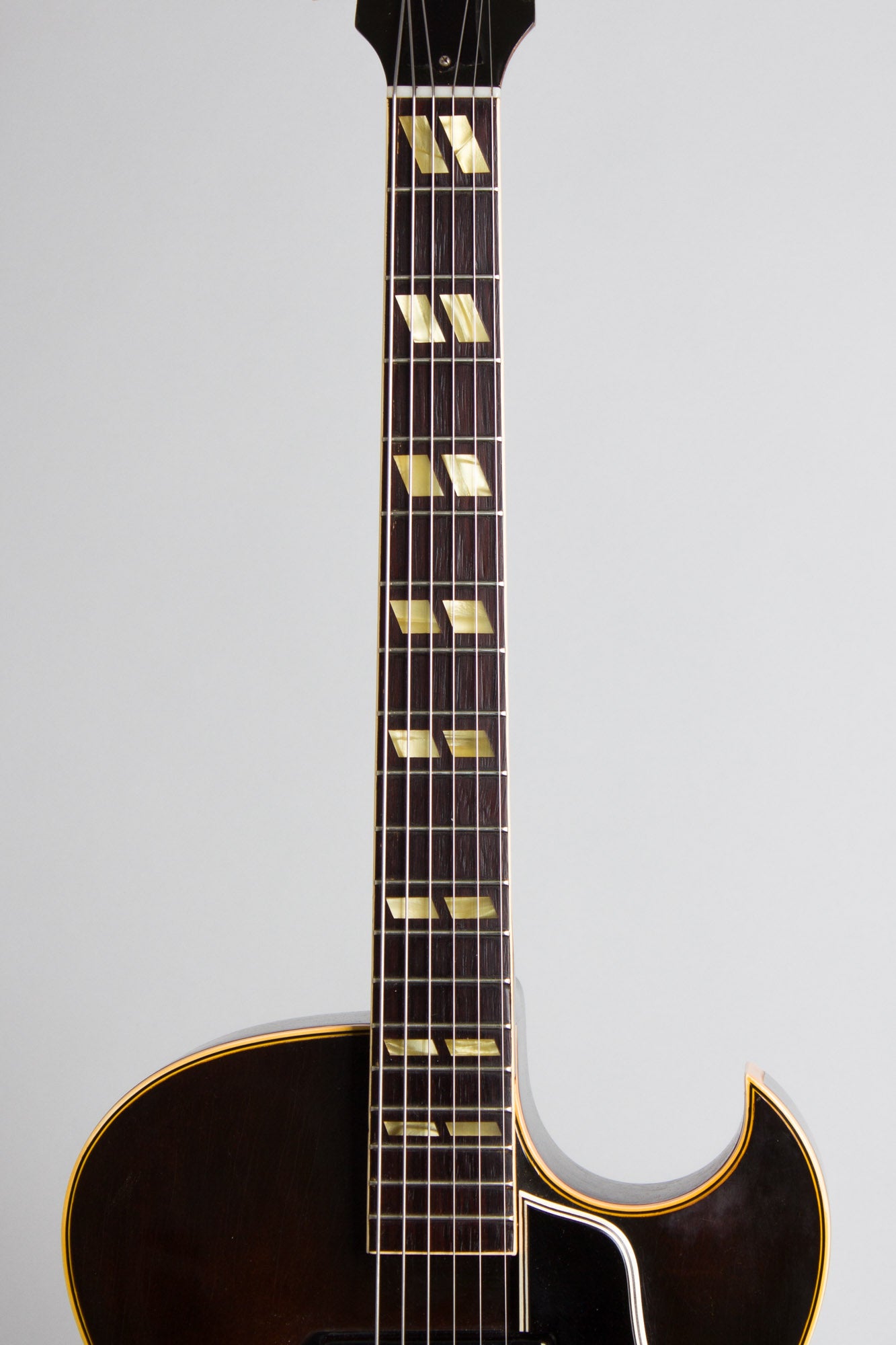 Gibson ES-175 Arch Top Hollow Body Electric Guitar (1950)