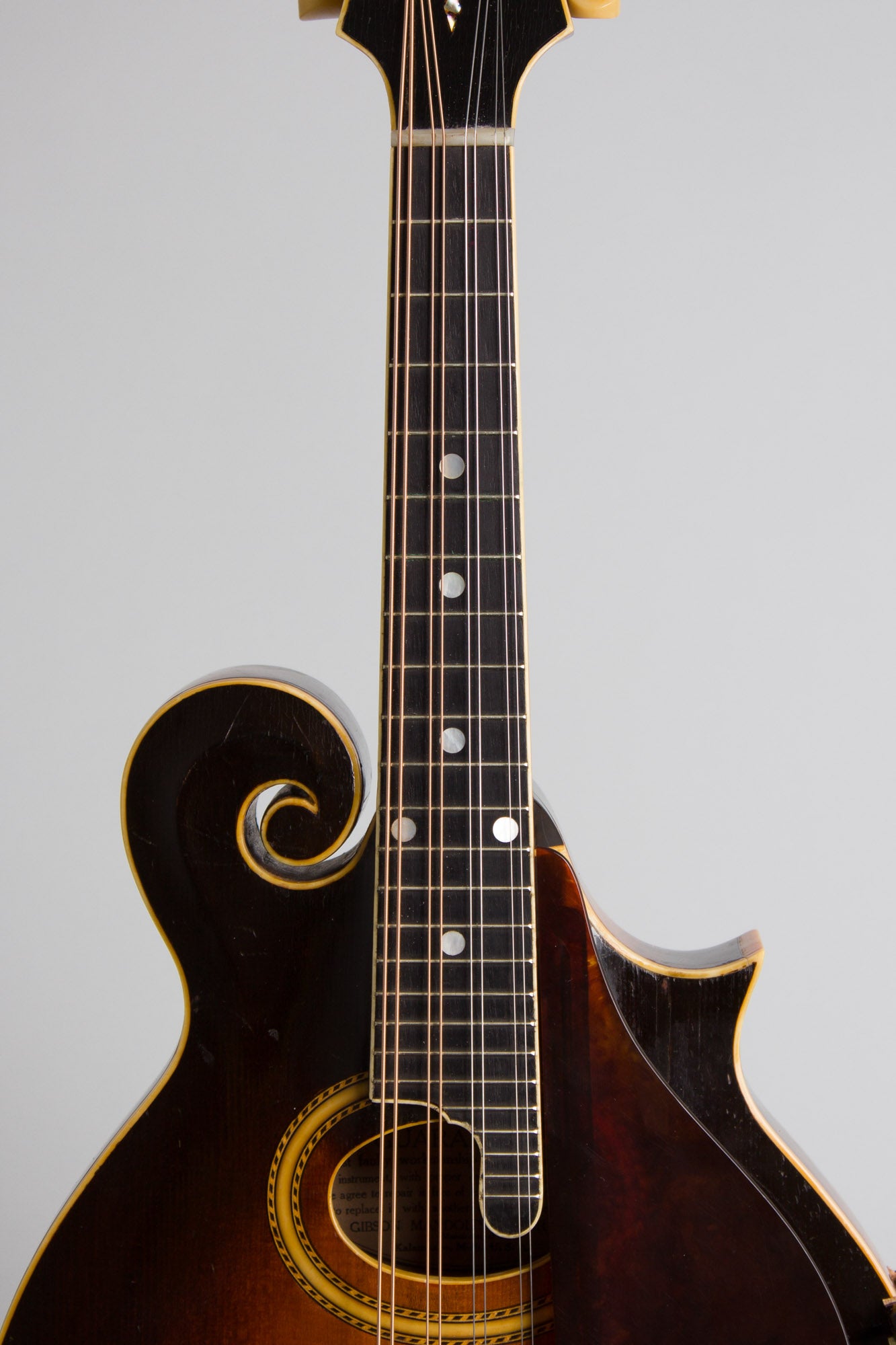 Gibson F-4 Arch Top Mandolin (1922)