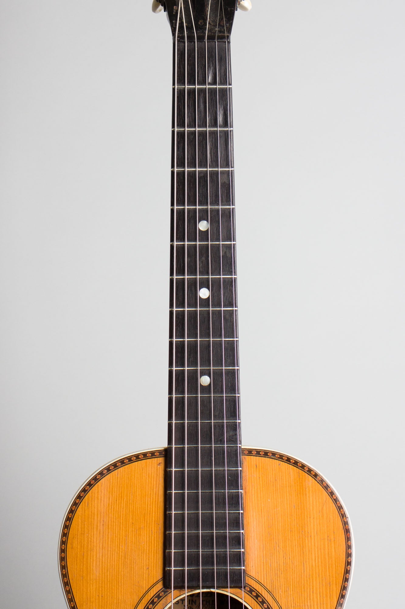 Washburn Style 115 Flat Top Acoustic Guitar (1908)