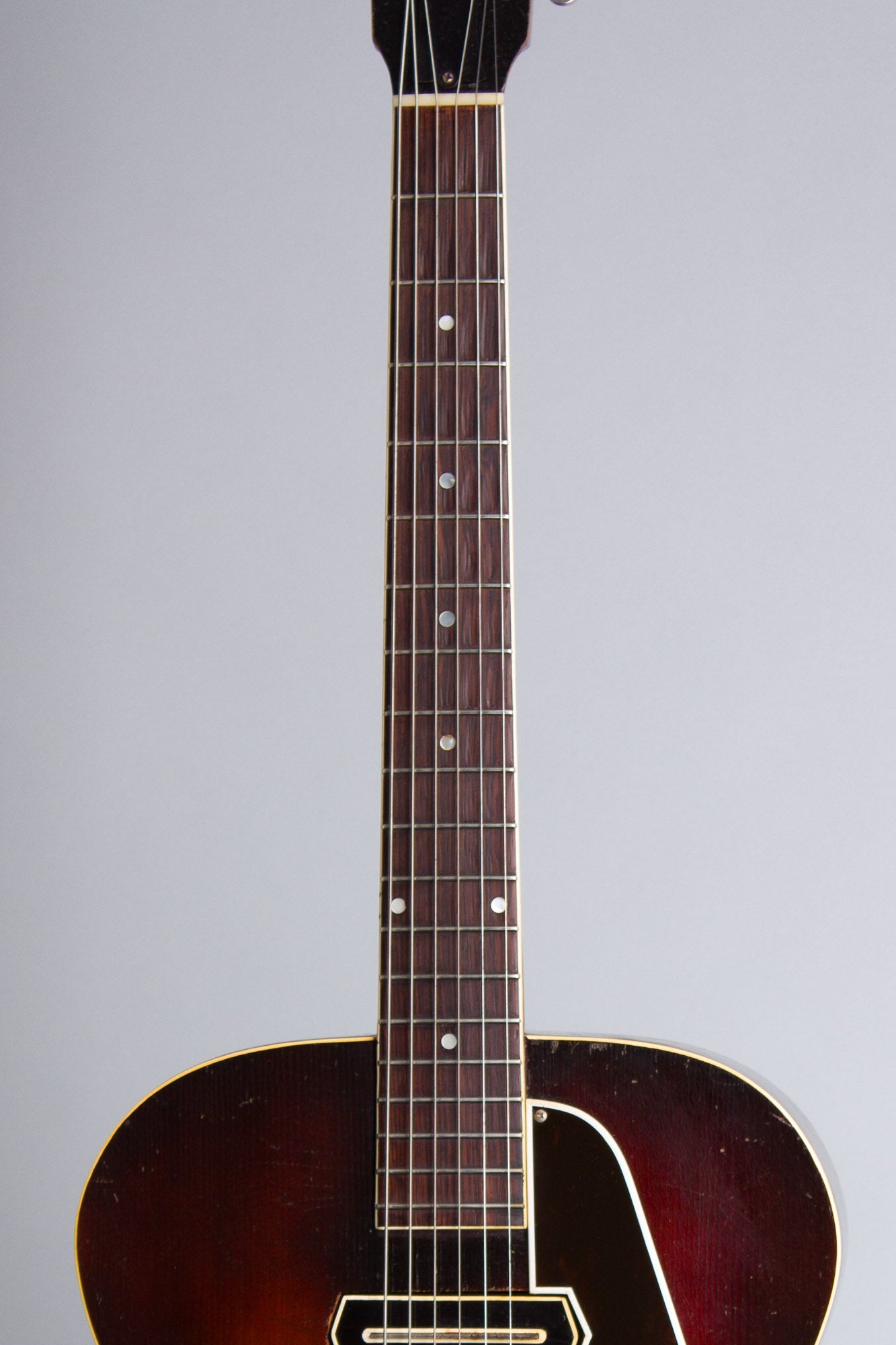 Gibson ES-150 Arch Top Hollow Body Electric Guitar (1940)