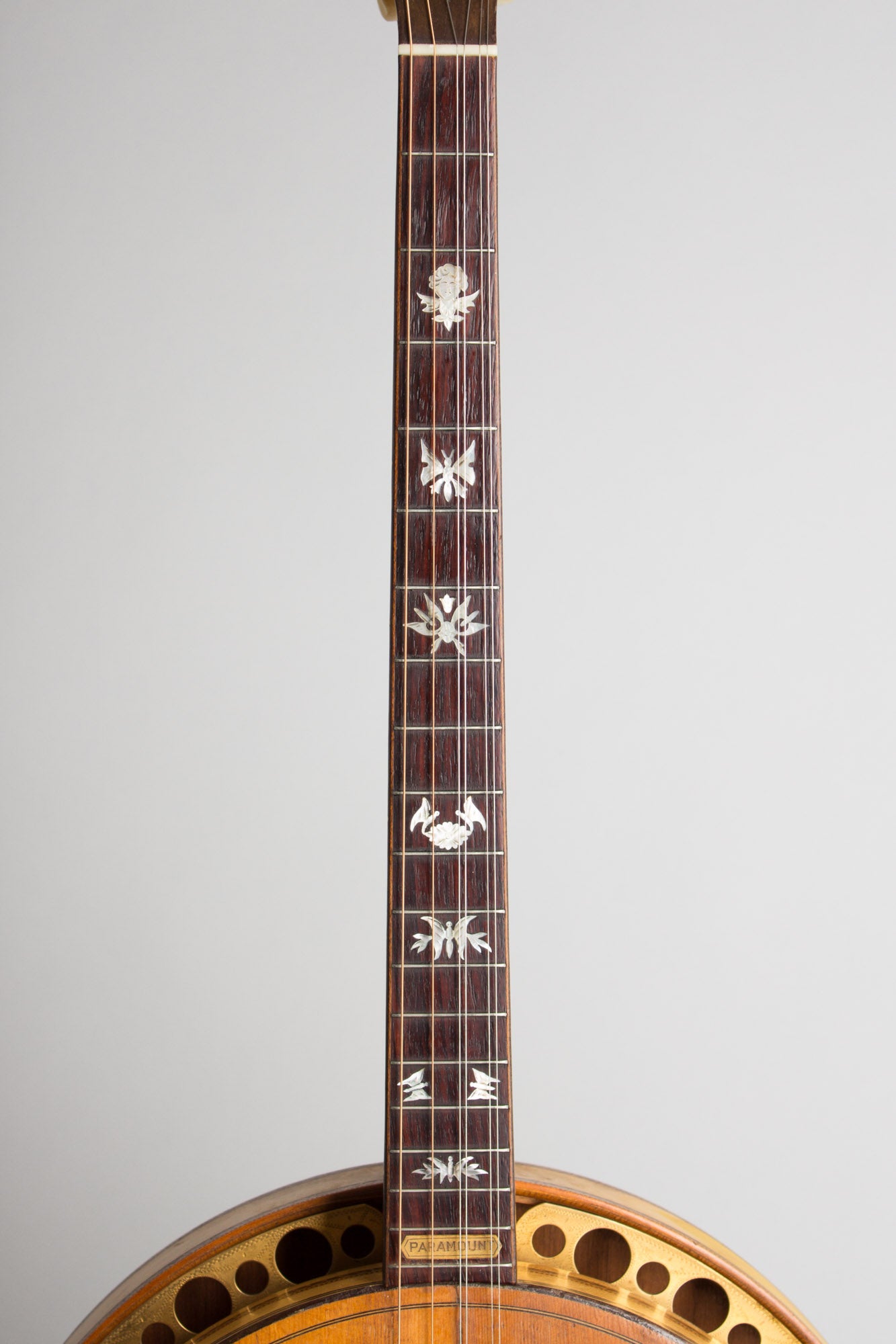 Paramount Tenor Harp Style E Wood Top Banjo (1924)