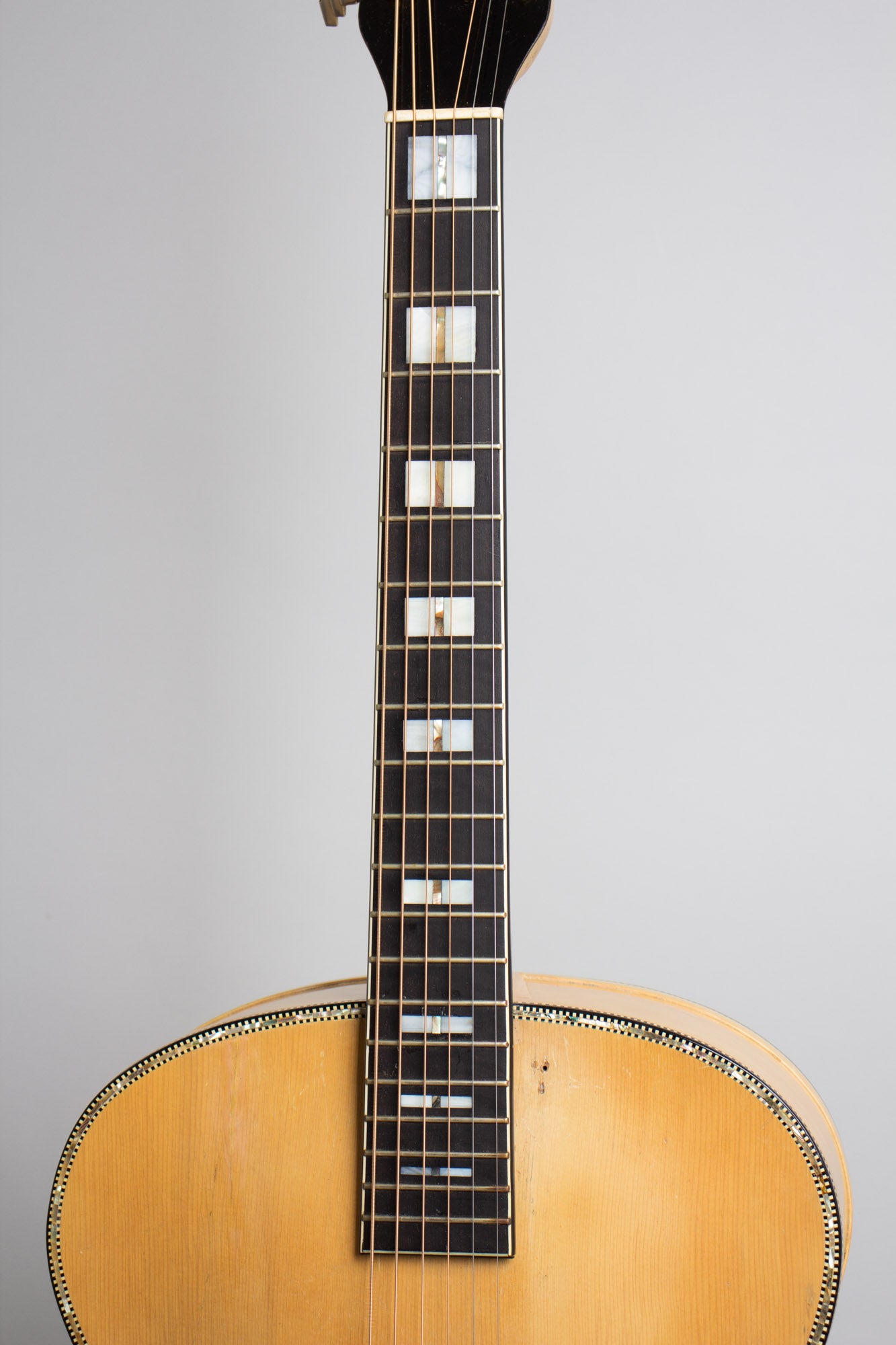 Regal Custom Super Coliseum Arch Top Acoustic Guitar (1939)