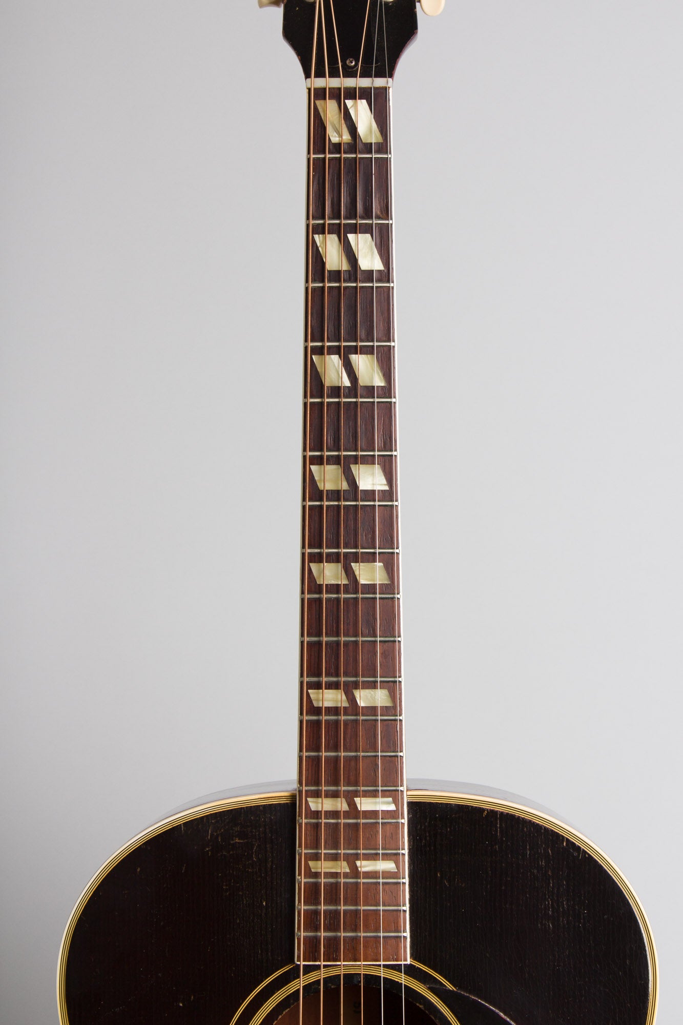 Gibson SJ Southern Jumbo Flat Top Acoustic Guitar (1949)