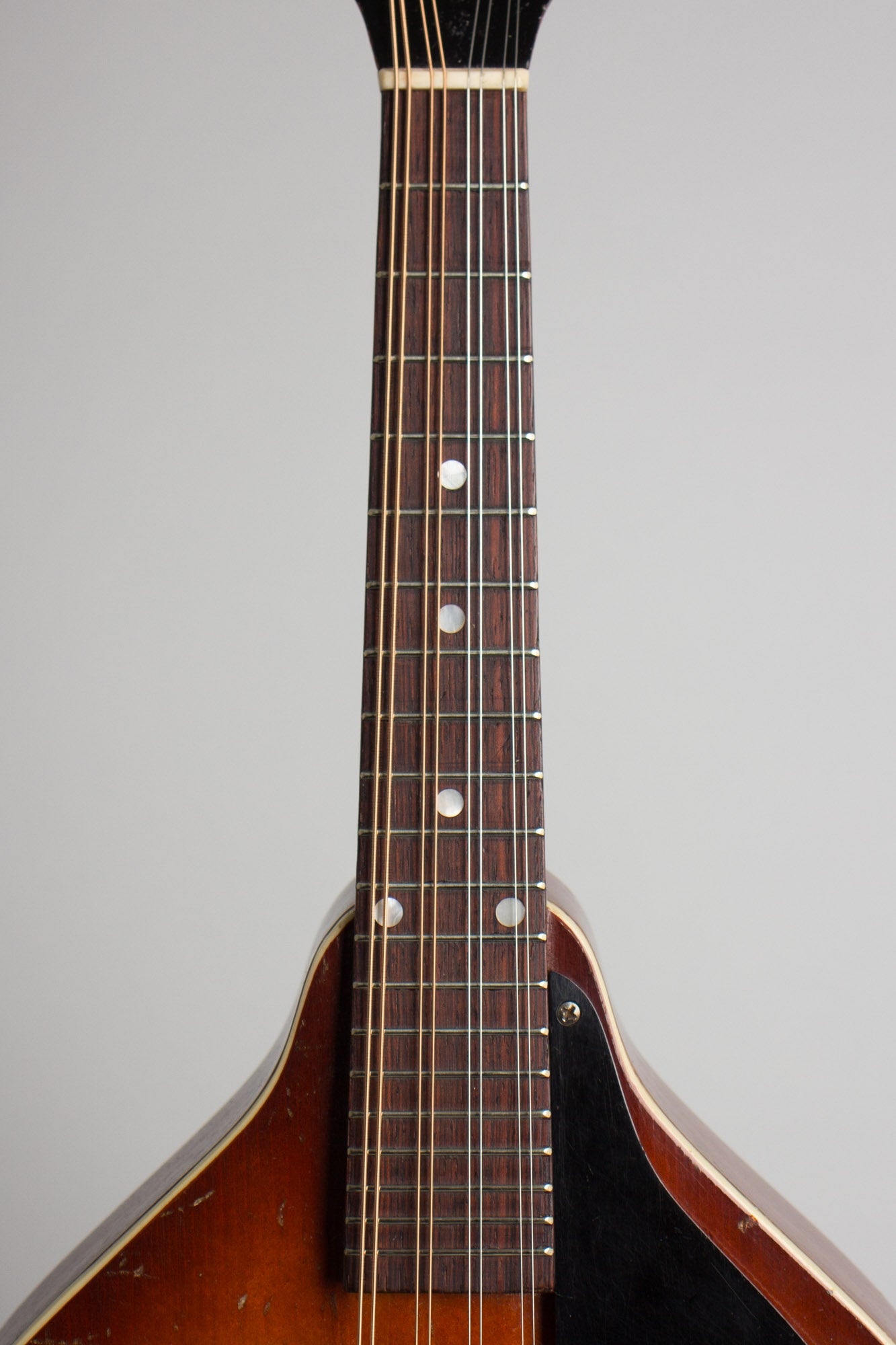Kalamazoo KM-12 Arch Top Mandolin (1939)