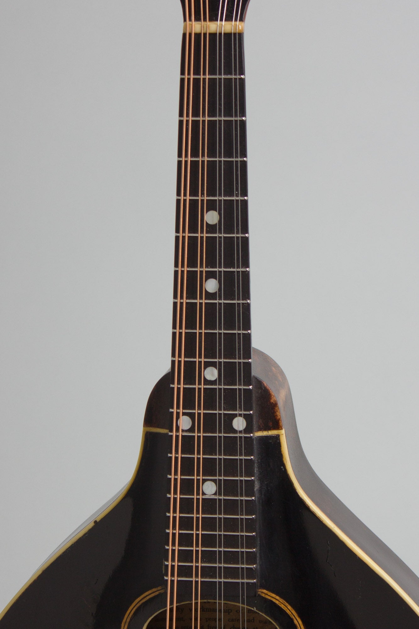 Gibson Style A Snakehead Carved Top Mandolin (1925)