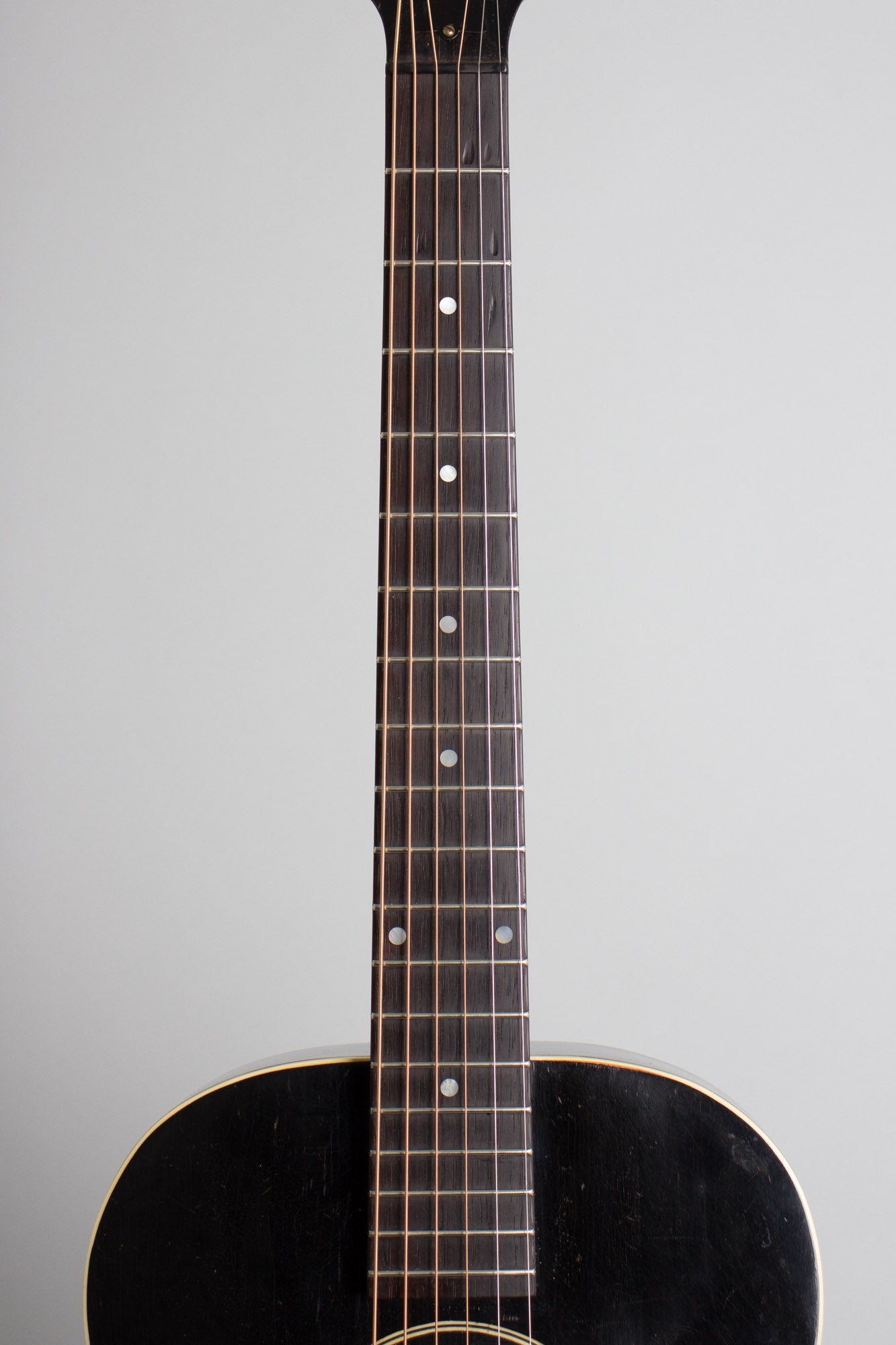 Gibson L-00 Flat Top Acoustic Guitar (1933)