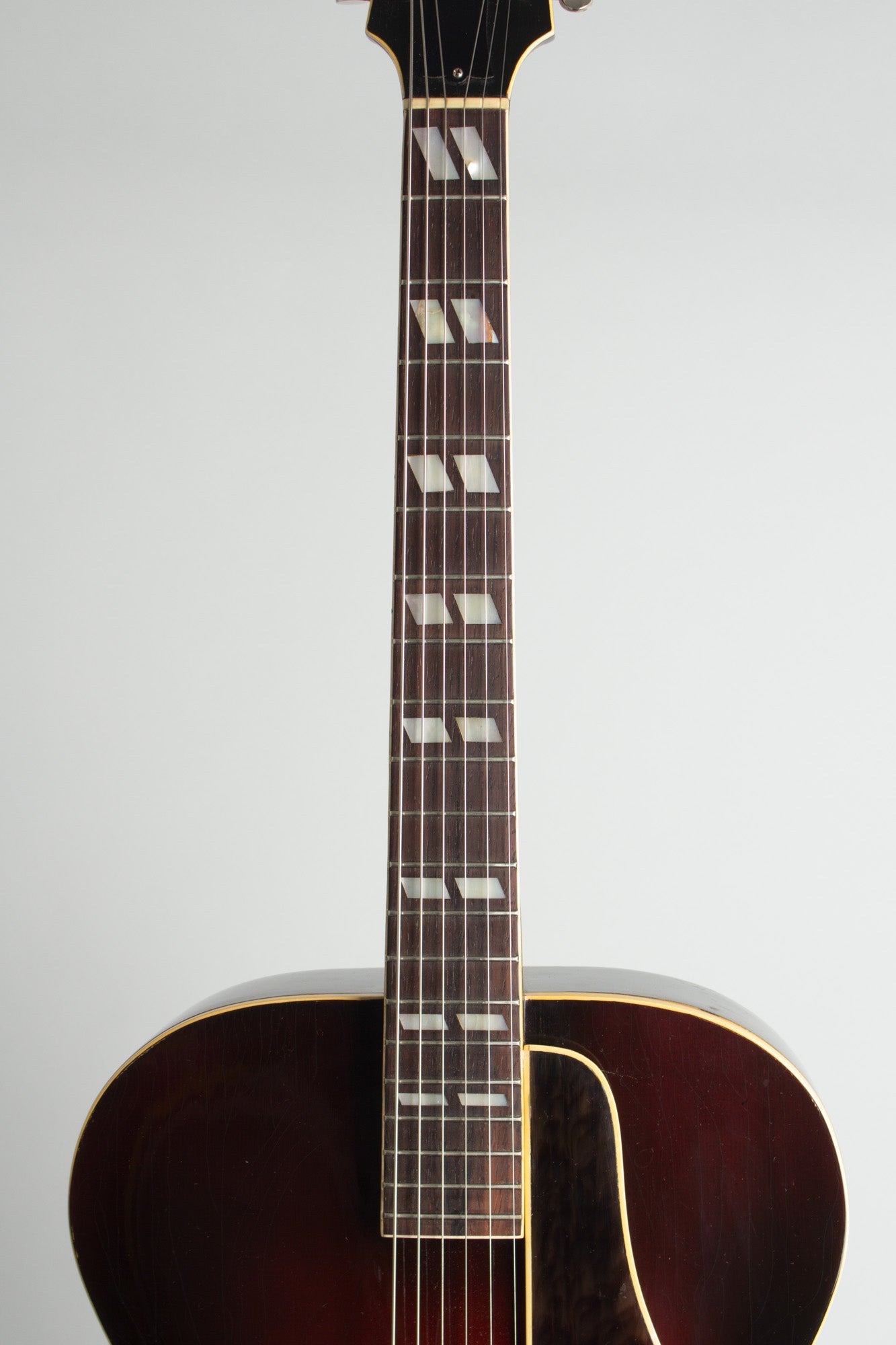Gibson ES-300 Arch Top Hollow Body Electric Guitar (1940)