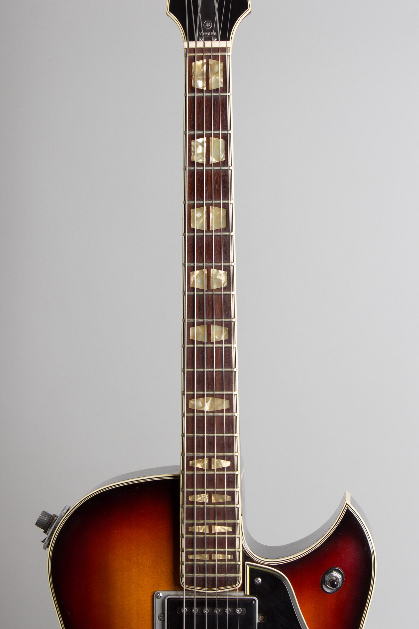 Yamaha AE-11 Arch Top Hollow Body Electric Guitar (1969)