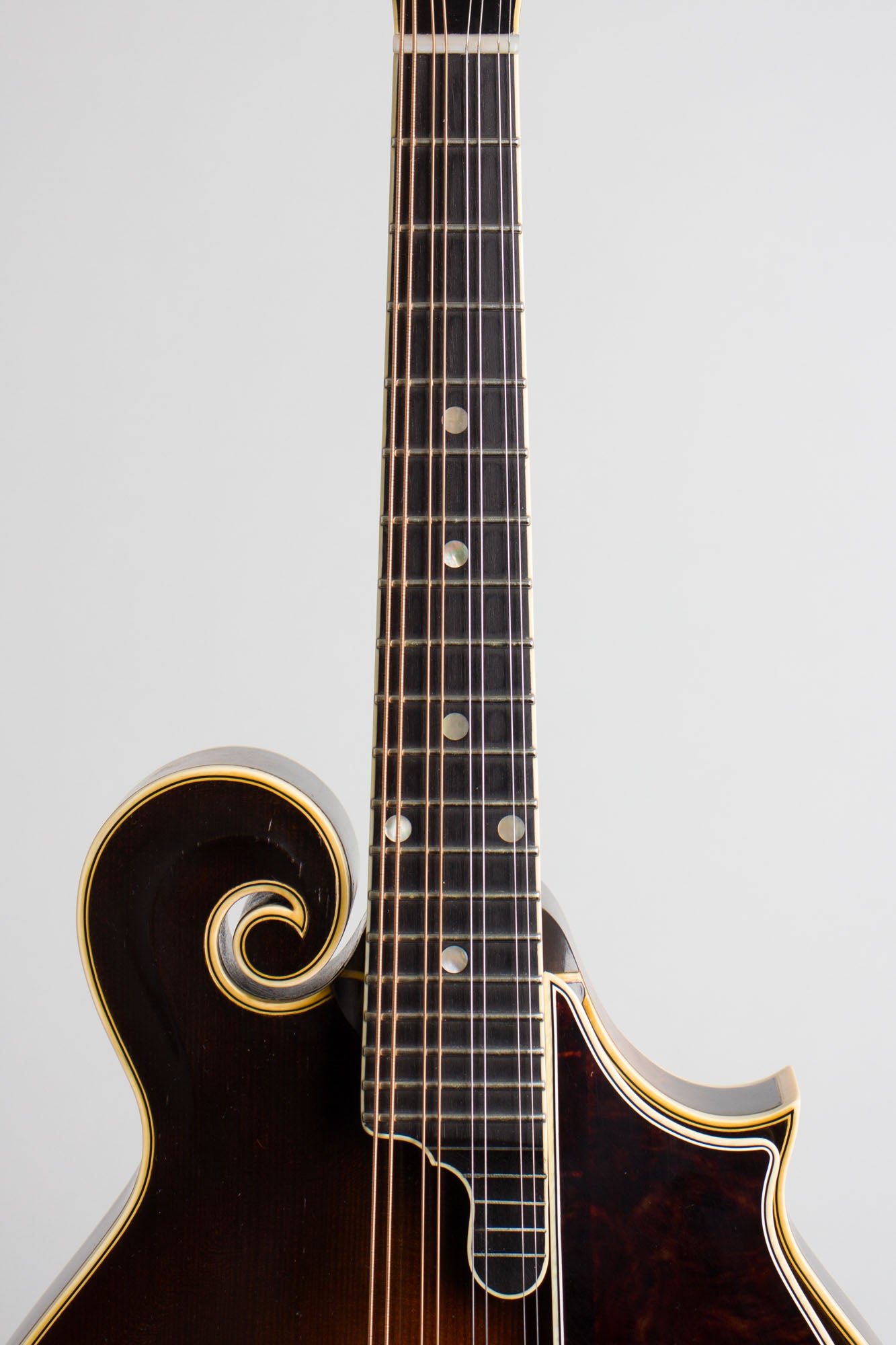 Gilchrist Model 5 Carved Top Mandolin (2000)