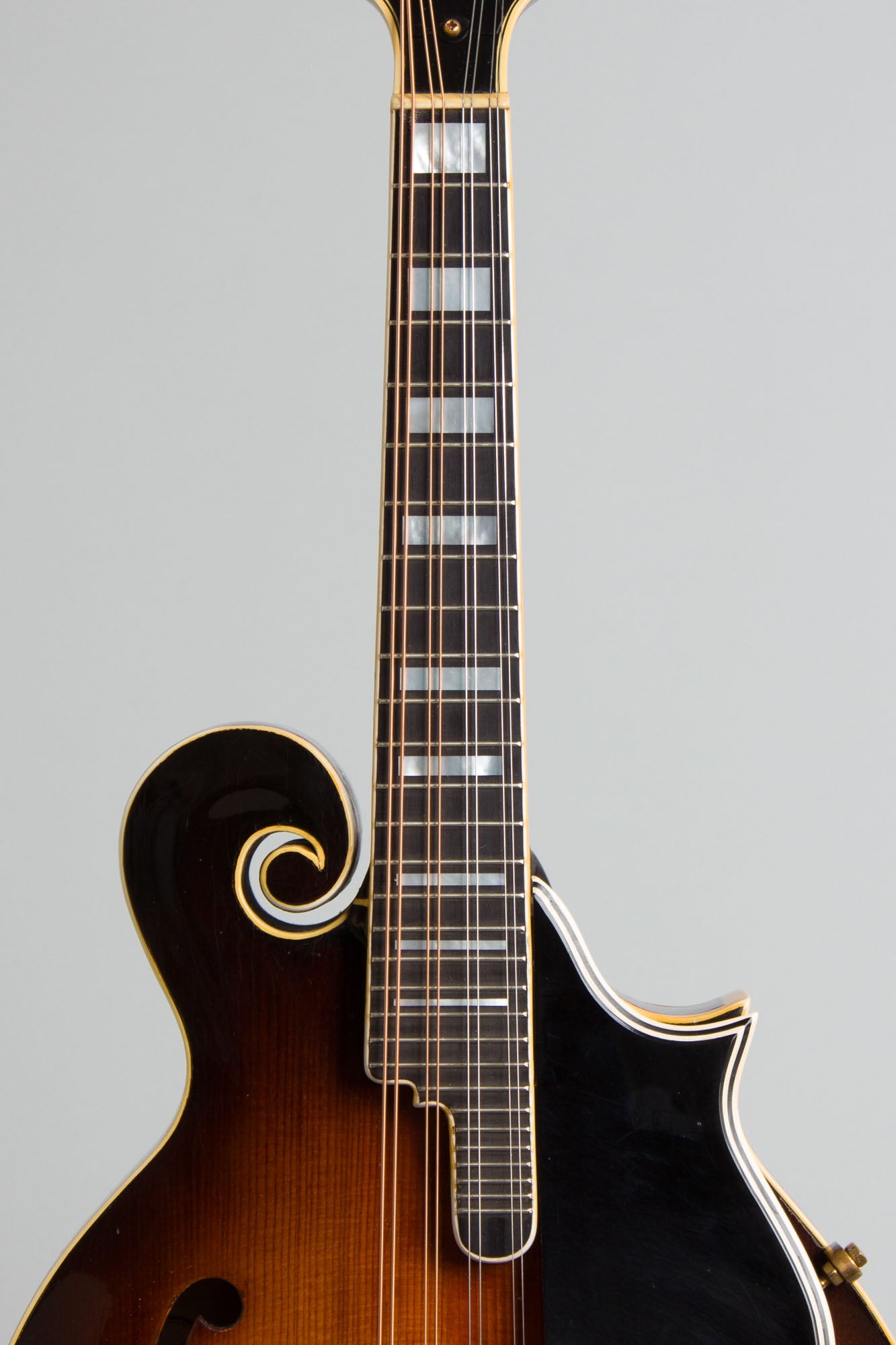 Gibson F-5 Carved Top Mandolin (1951)