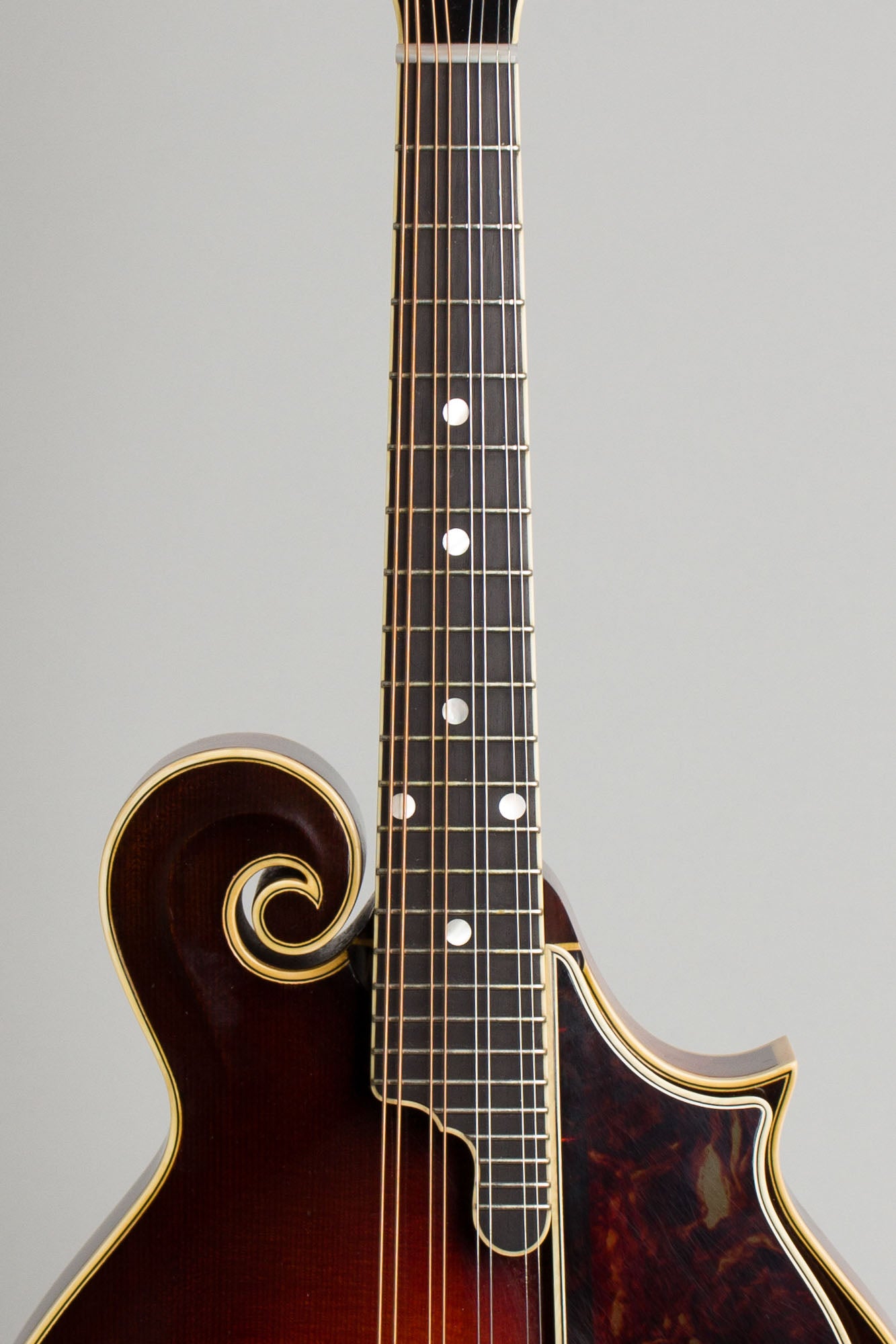 Gilchrist Model 5 Carved Top Mandolin (2000)