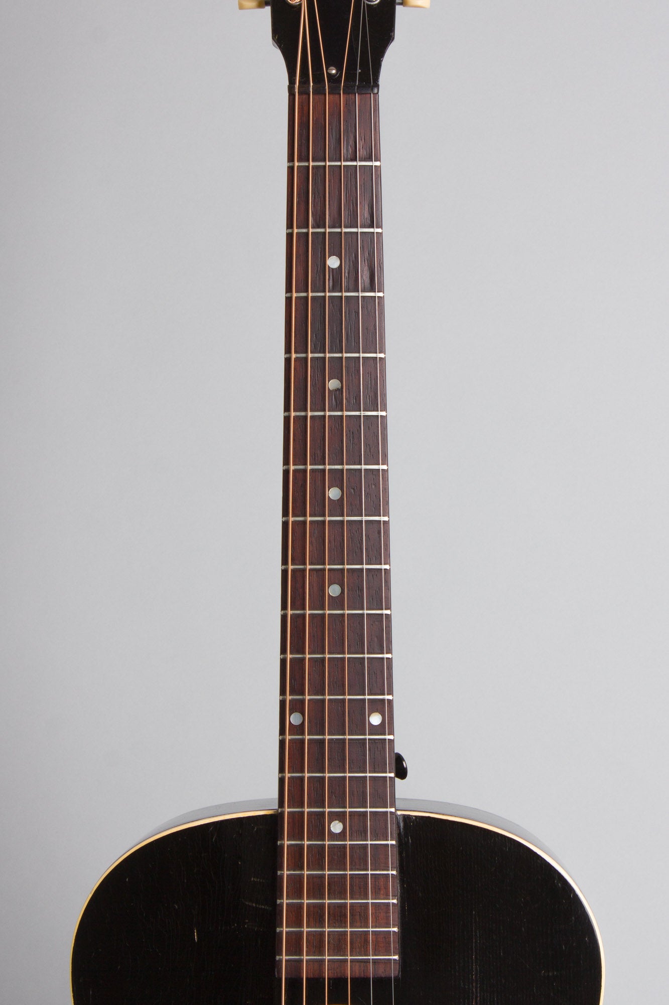Gibson L-00 Flat Top Acoustic Guitar (1936)