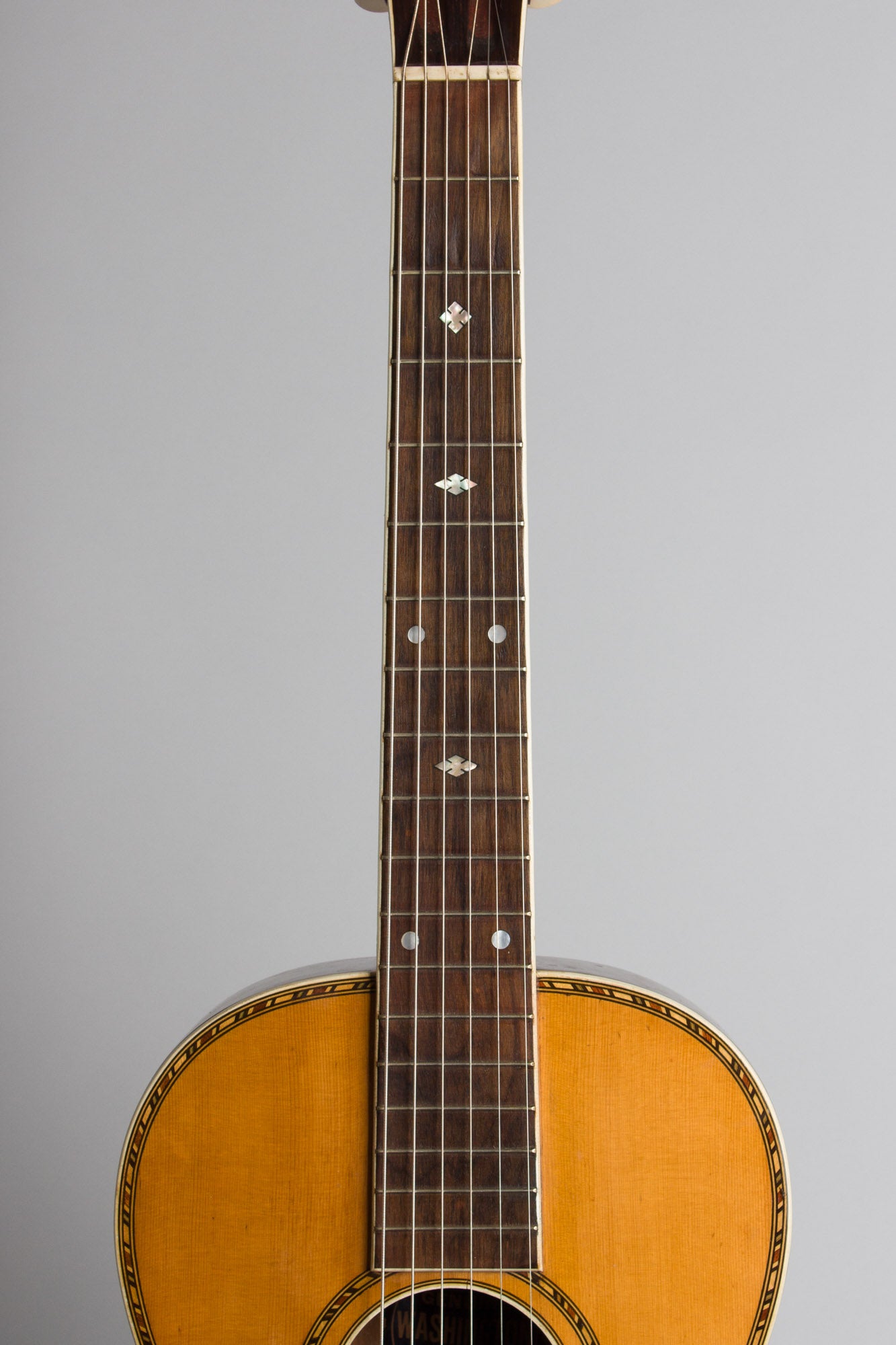 Washington Model B-330 Flat Top Acoustic Guitar (1925)