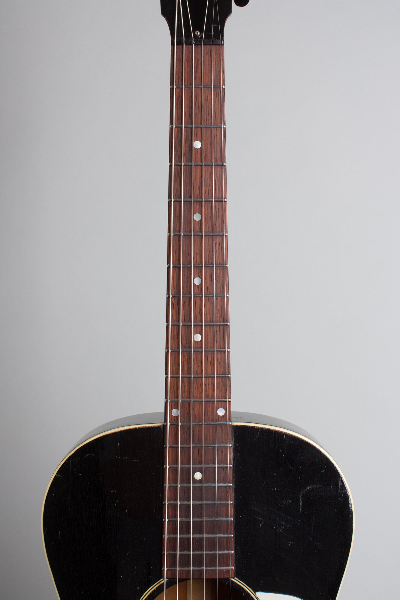 Gibson L-00 Flat Top Acoustic Guitar (1932)