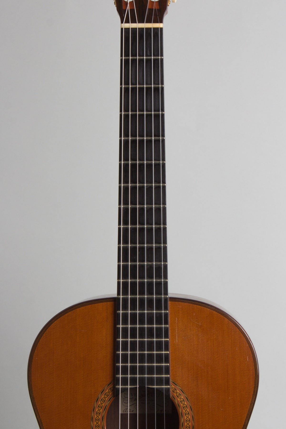 Manuel Velazquez Classical Guitar (1990)
