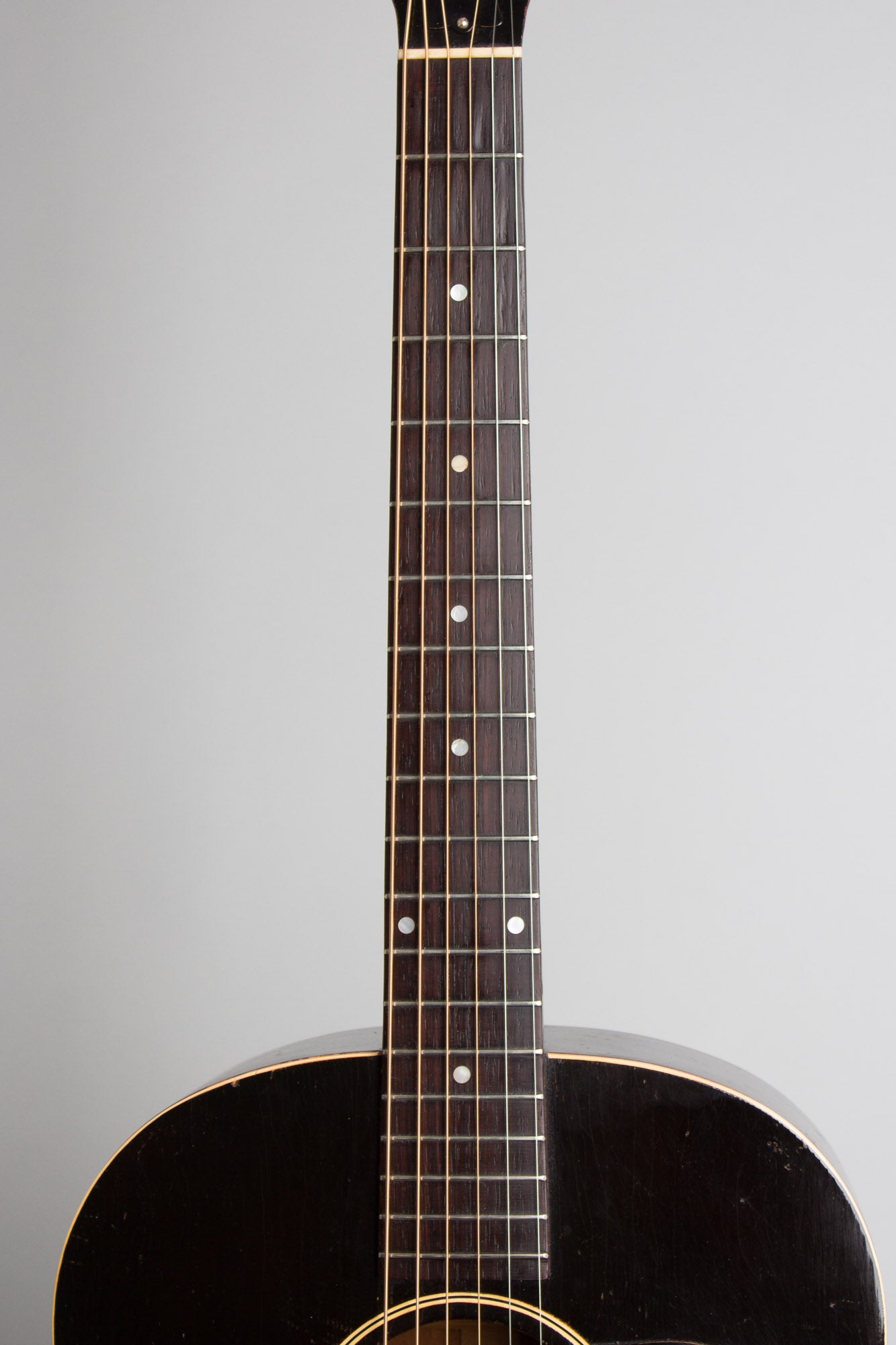 Gibson J-35 Flat Top Acoustic Guitar (1937)