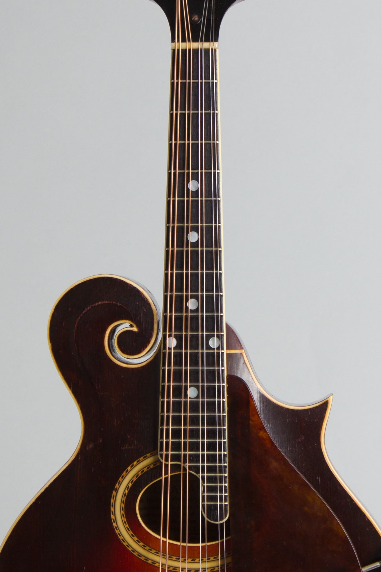 Gibson F-2 Carved Top Mandolin (1926)