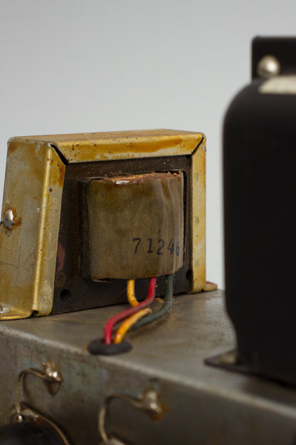 Fender Deluxe Model 5B3 Tube Amplifier (1953)