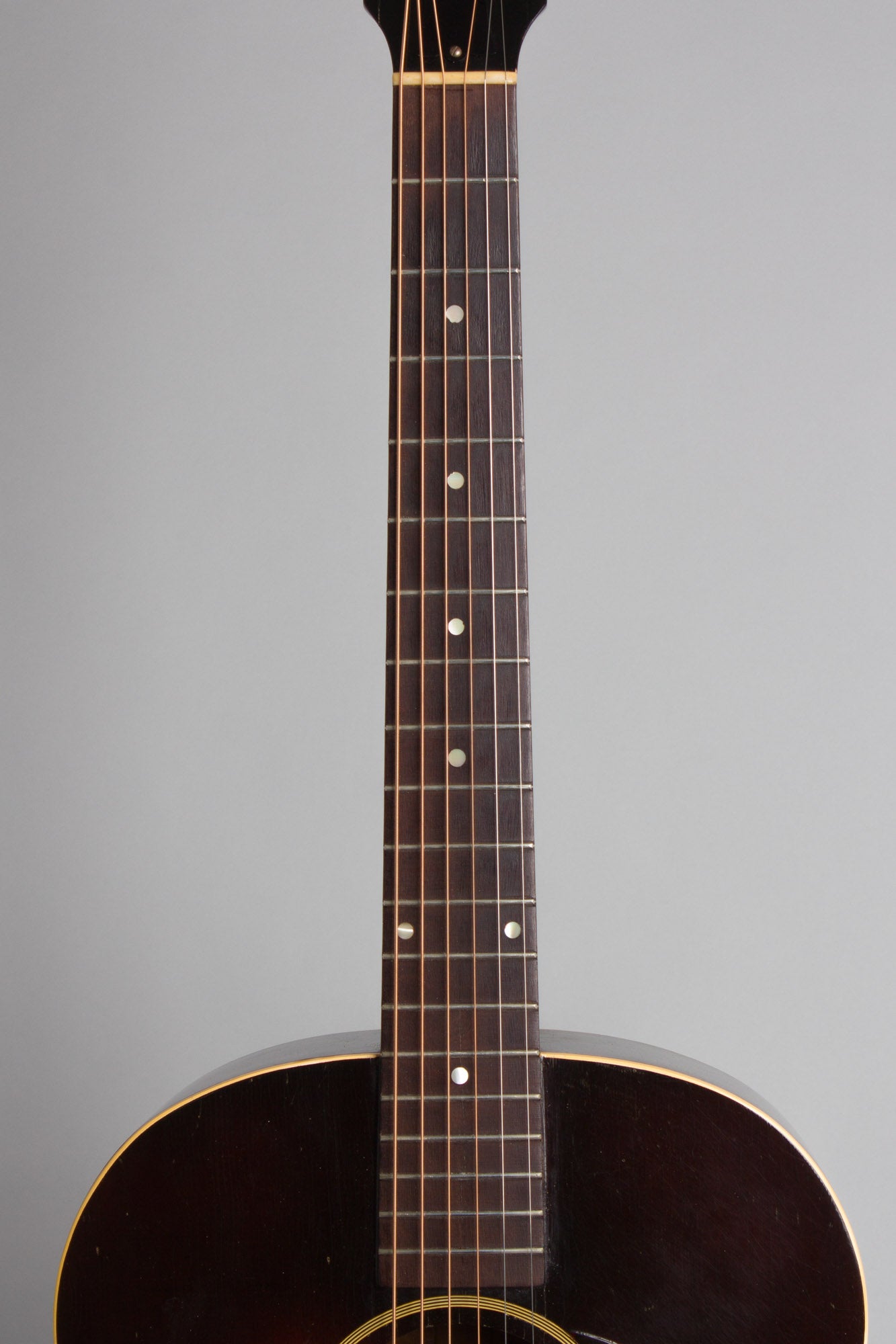 Gibson J-45 Flat Top Acoustic Guitar (1948-9)