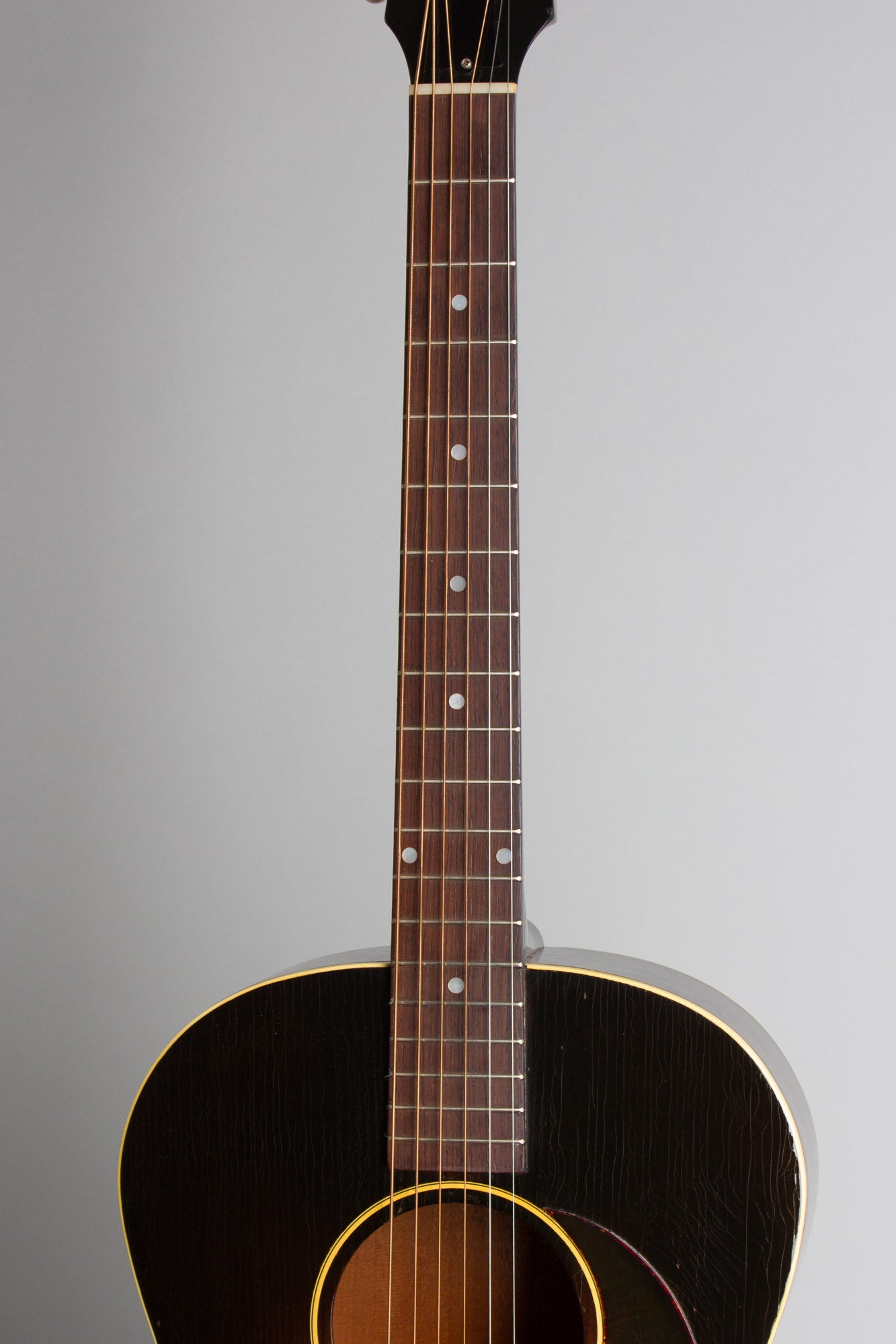 Gibson LG-1 Flat Top Acoustic Guitar (1951)
