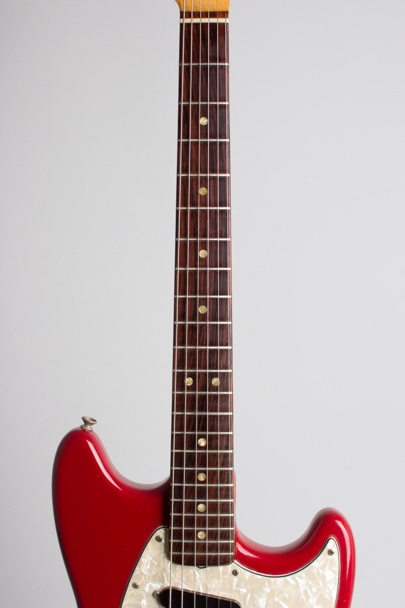 Fender Musicmaster Solid Body Electric Guitar (1972)