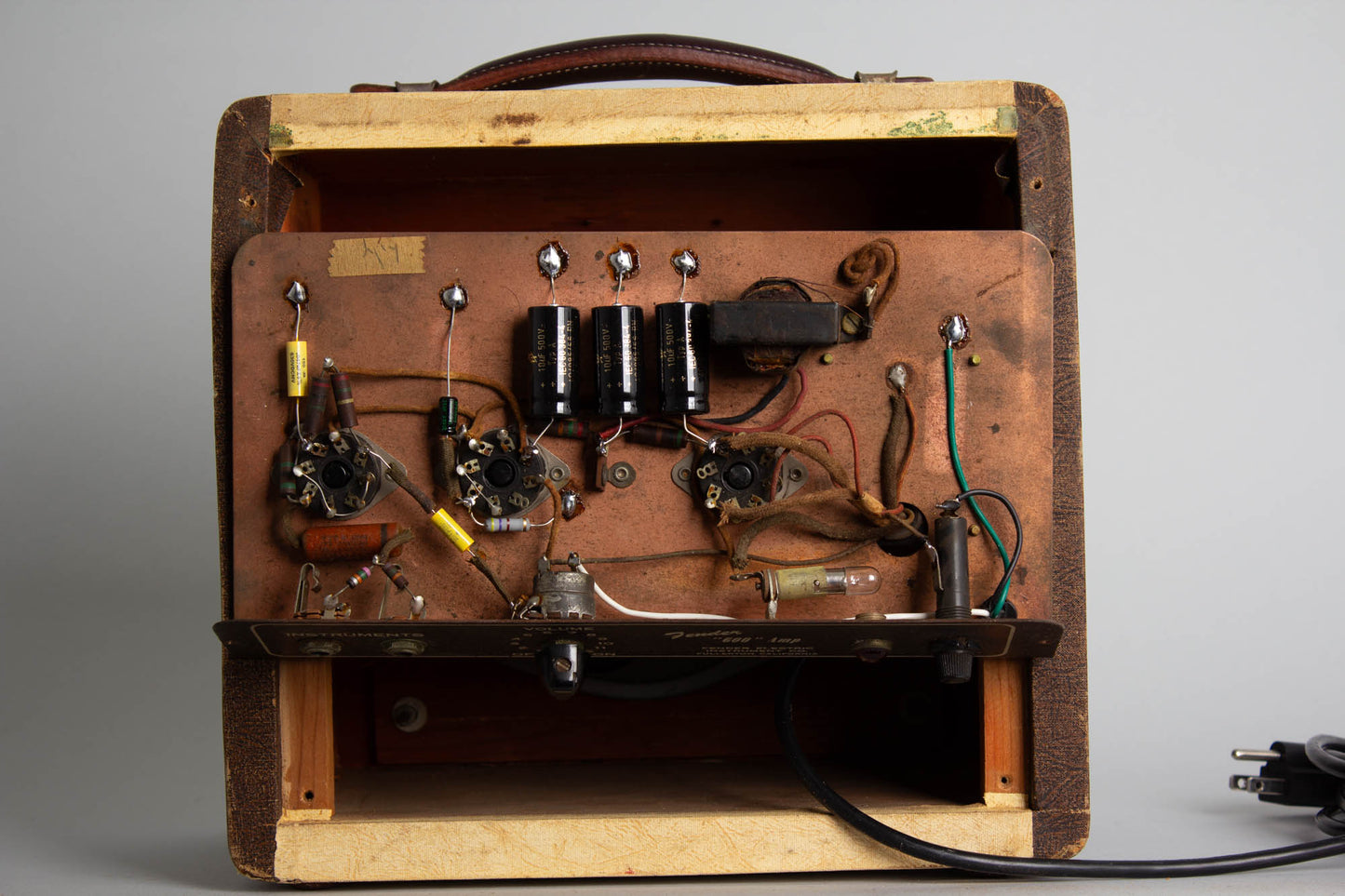 Fender Champion Model 600 Small Combo Tube Amplifier (1952)