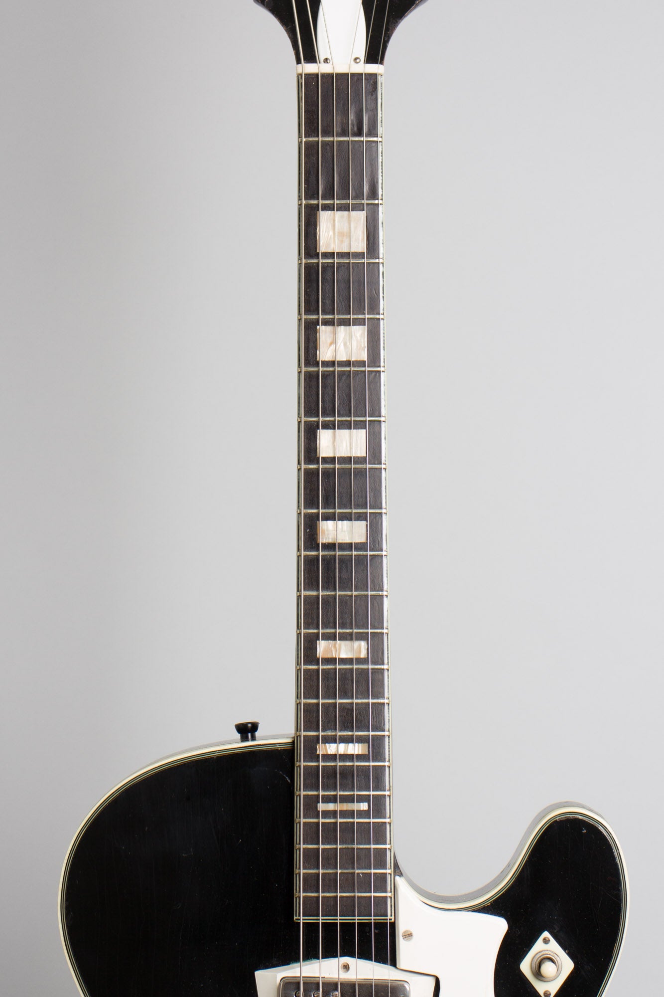 Harmony Silvertone Model 1446L Thinline Hollow Body Electric Guitar (1962)