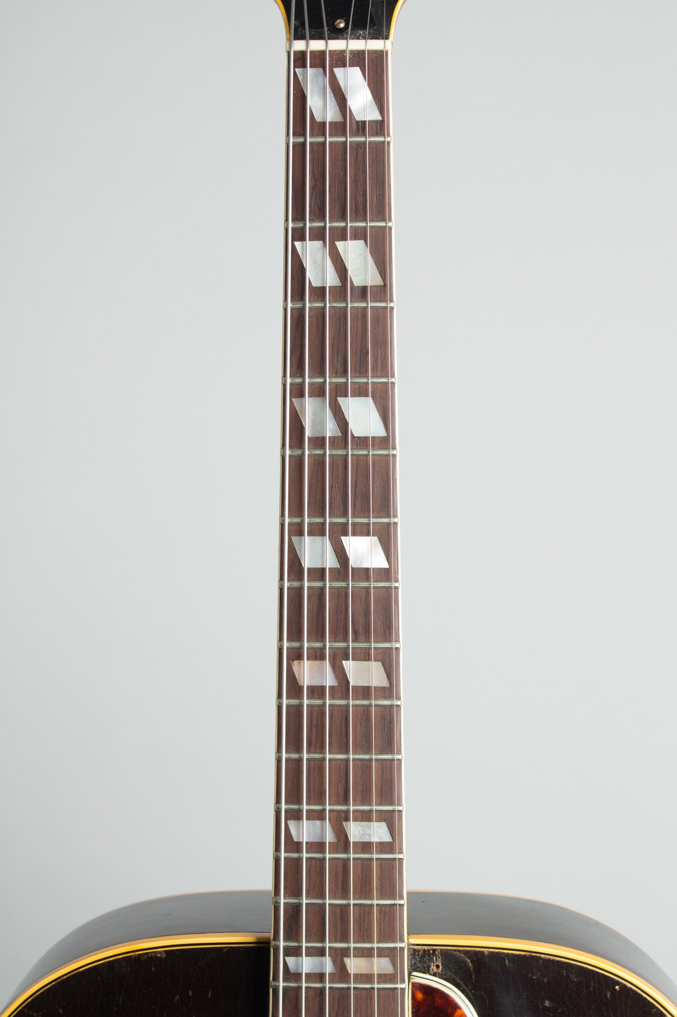 Gibson L-7 Arch Top Hollow Body Electric Guitar (1944)