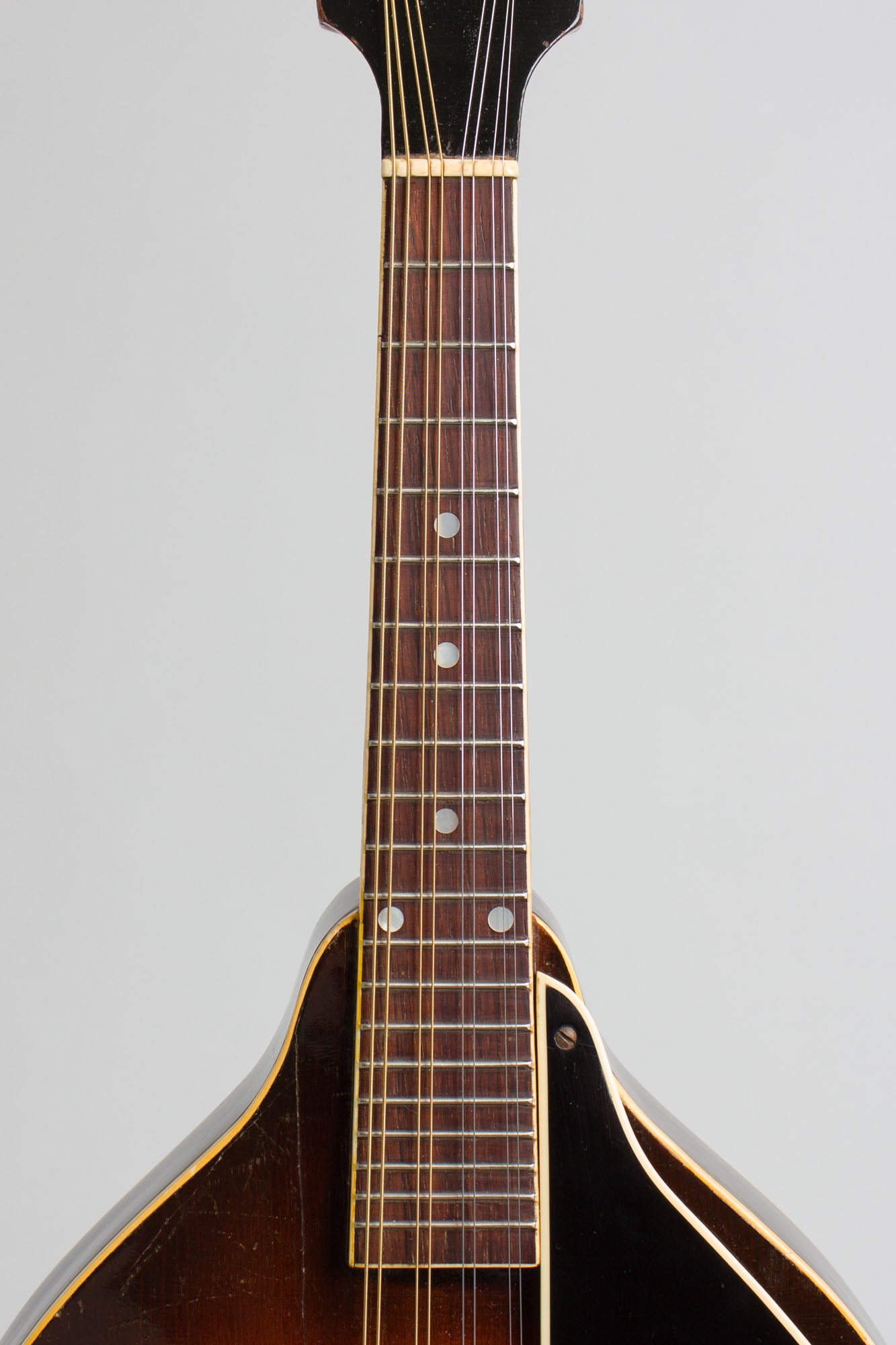 Kalamazoo KM-22 Arch Top Mandolin (1939)