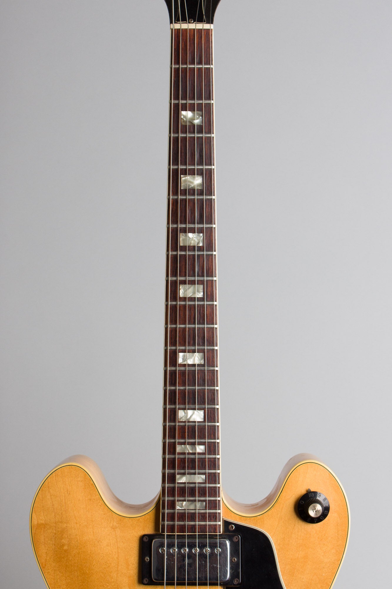 Gibson ES-150DCN Arch Top Semi-Hollow Body Electric Guitar (1974)