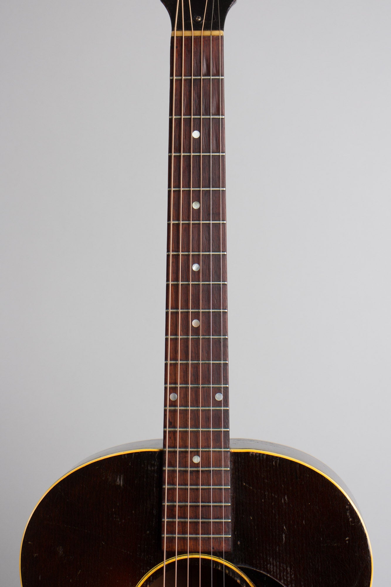 Gibson J-45 Flat Top Acoustic Guitar (1946-7)