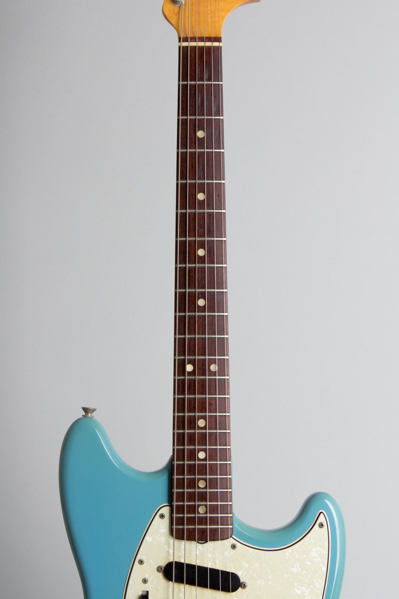 Fender Duo-Sonic II Solid Body Electric Guitar (1966)