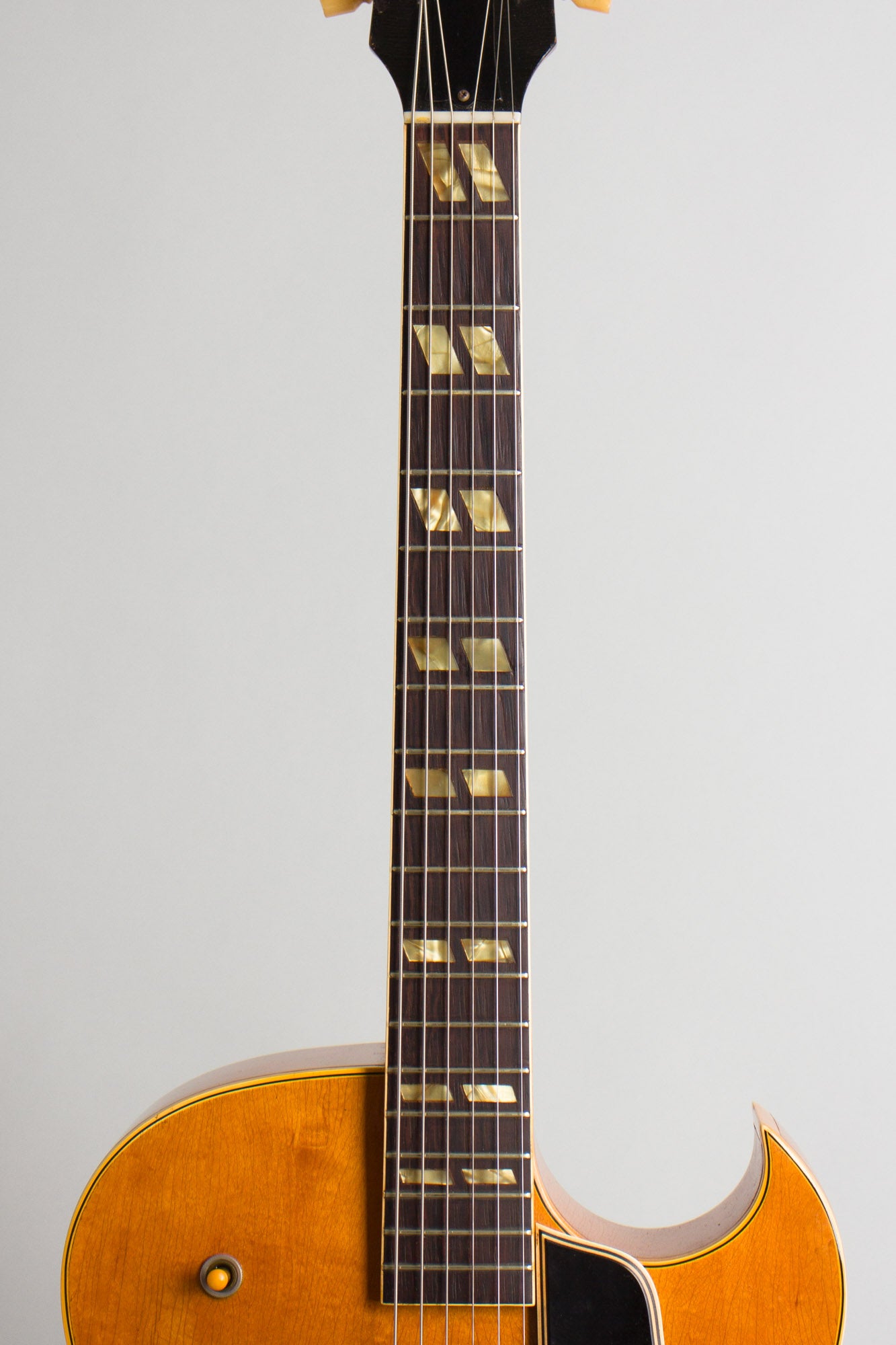 Gibson ES-175DN Arch Top Hollow Body Electric Guitar (1954)
