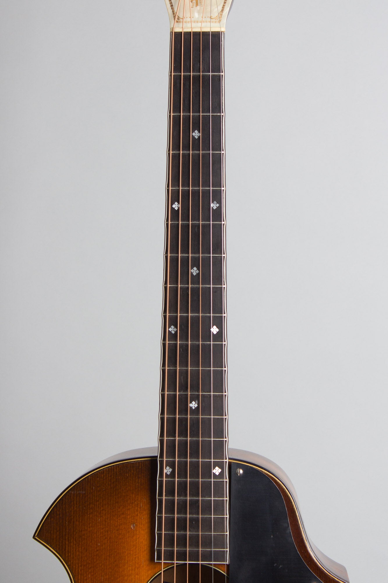 Kay Kay Kraft Venetian Style B Arch Top Acoustic Guitar (1932)