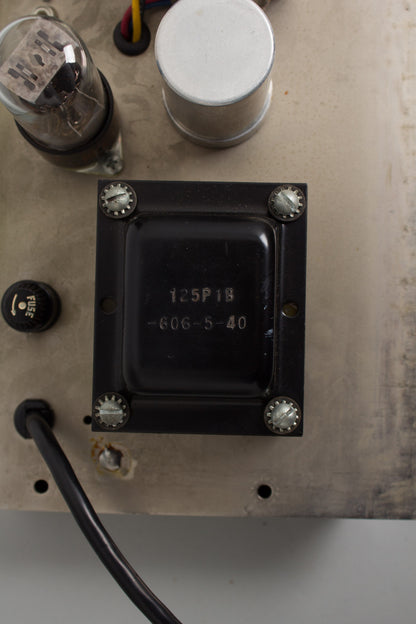 Fender Vibro-Champ AA-764 Small Combo Tube Amplifier (1965)
