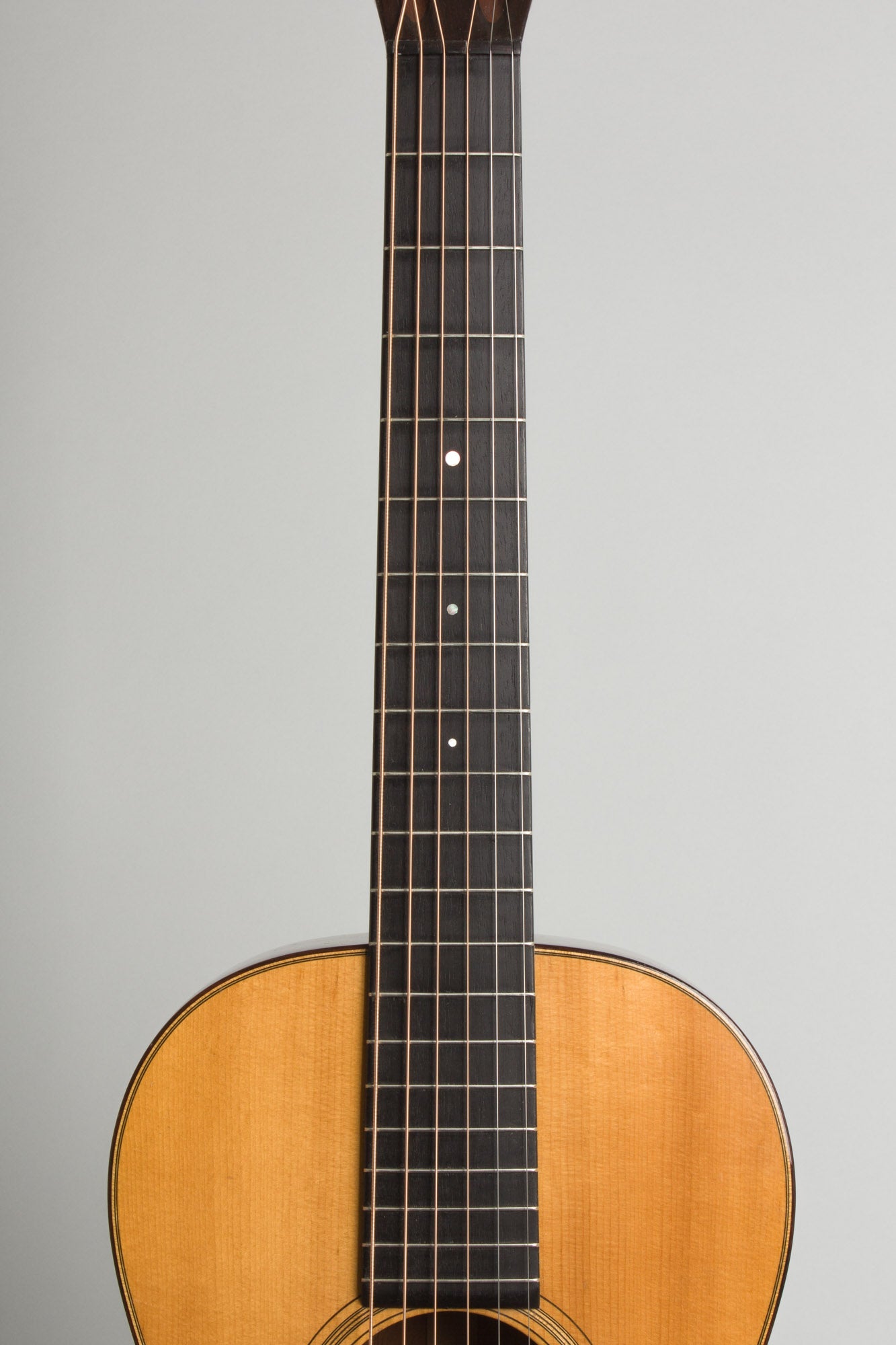 C. F. Martin 0-18 Flat Top Acoustic Guitar (1929)