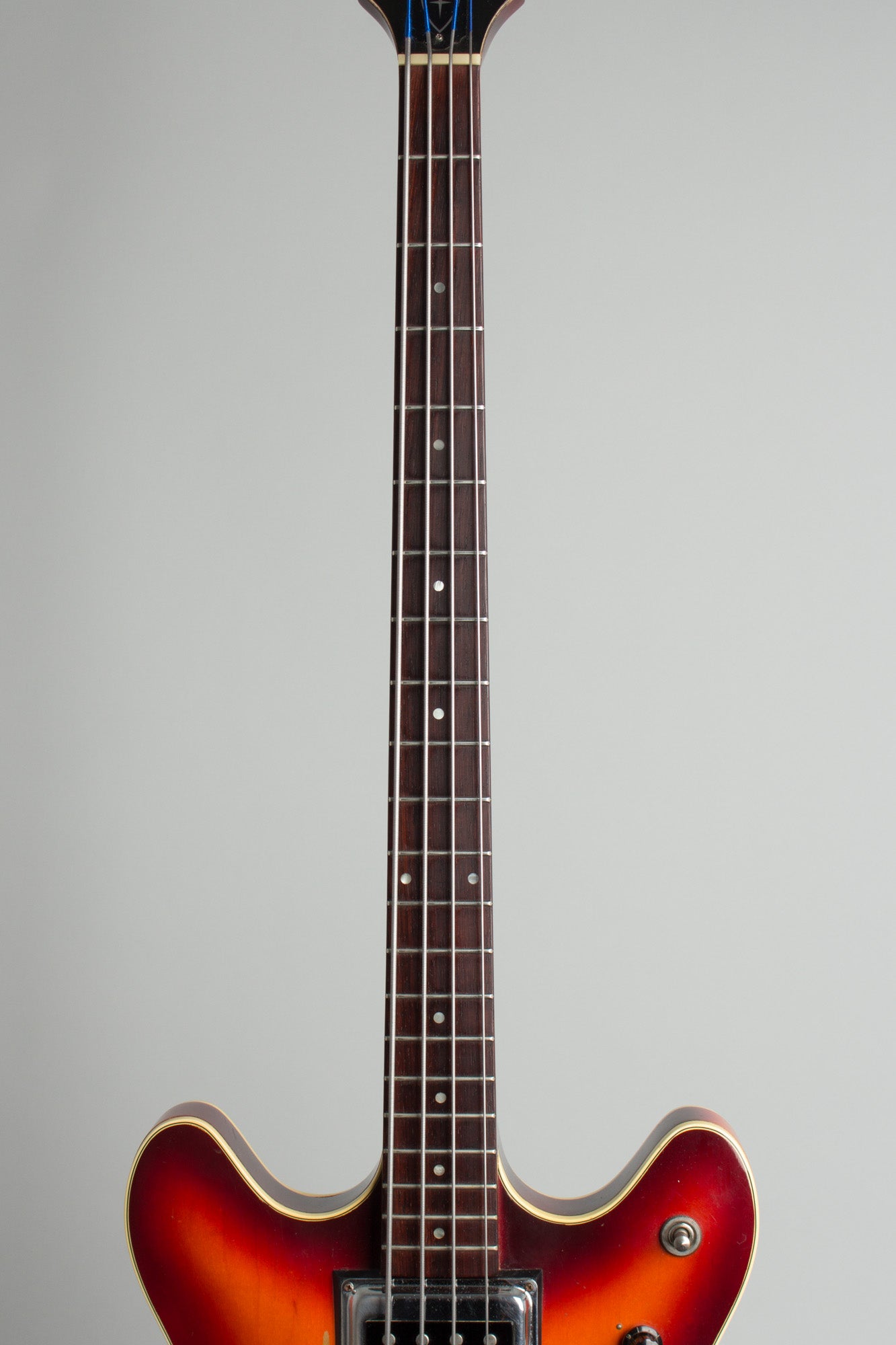 Guild Starfire Bass II Semi-Hollow Body Electric Bass Guitar (1968)
